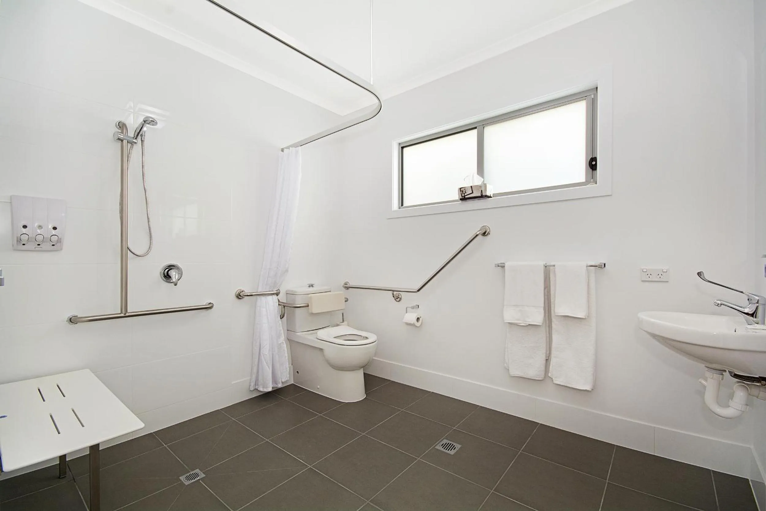 Bathroom in Cooroy Luxury Motel Apartments