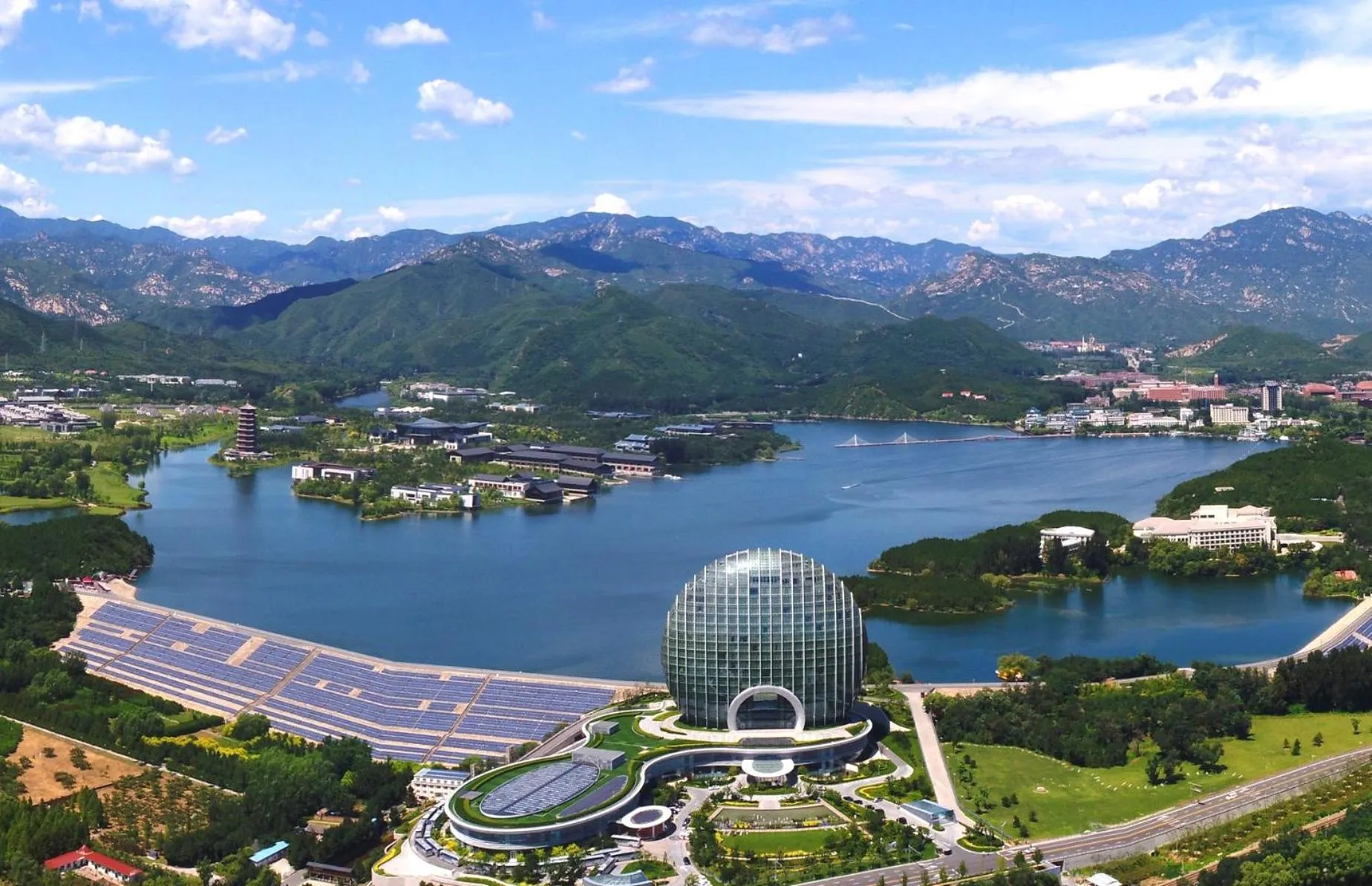 Property building in Sunrise Kempinski Hotel Beijing