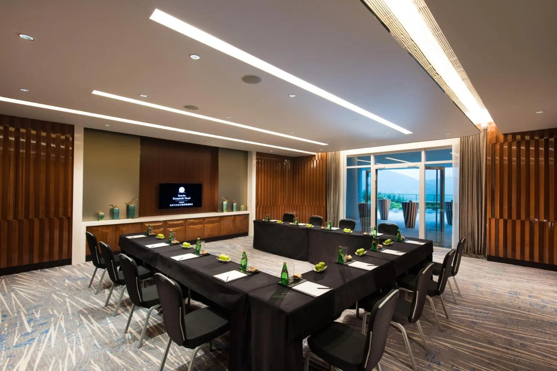 Business facilities in Sunrise Kempinski Hotel Beijing