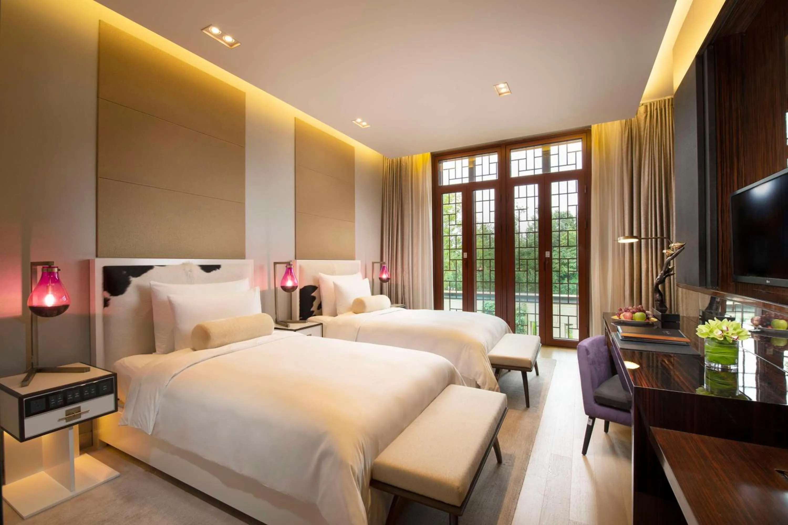 Grand Deluxe Twin Room in Yanqi Hotel, Managed by Kempinski