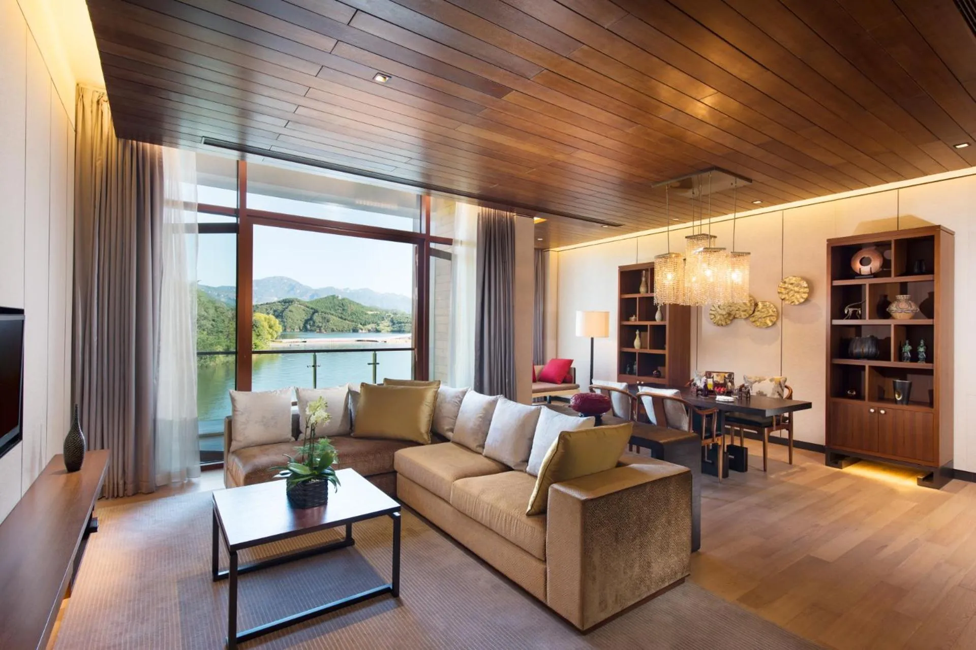 Living room in Yanqi Hotel, Managed by Kempinski