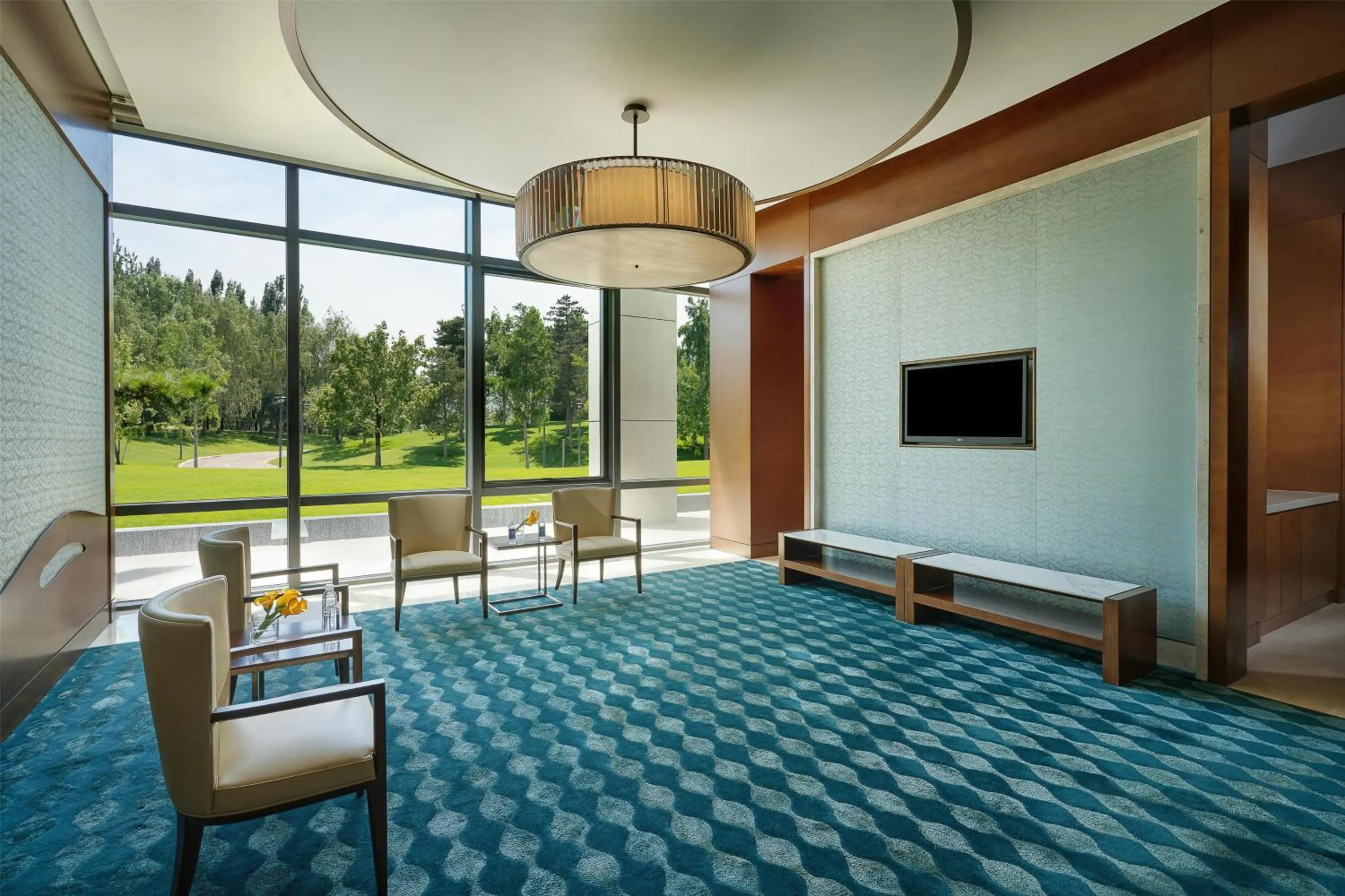 Meeting/conference room in Yanqi Hotel, Managed by Kempinski