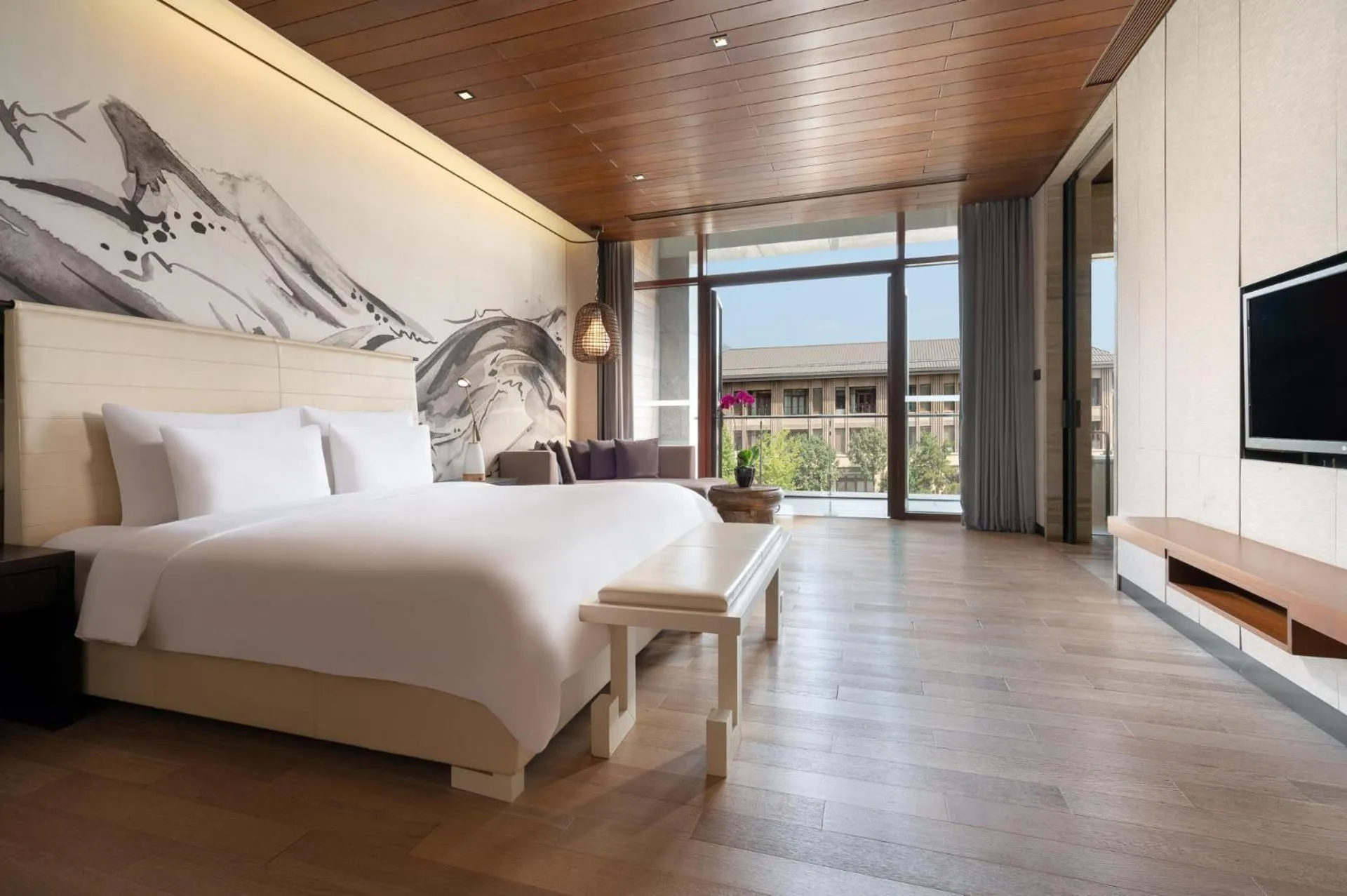 Bedroom, Bed in Yanqi Hotel, Managed by Kempinski