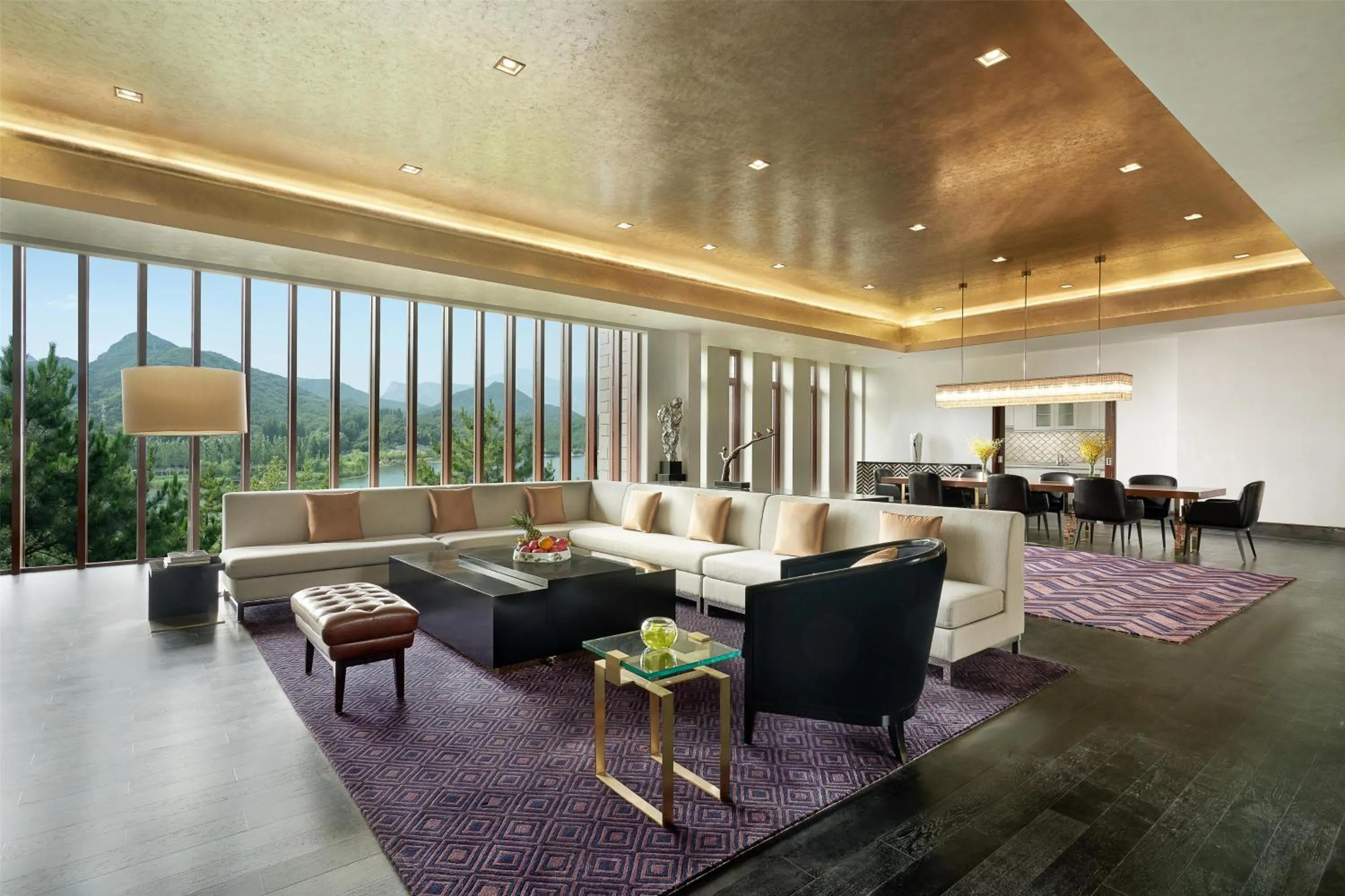 Living room in Yanqi Hotel, Managed by Kempinski