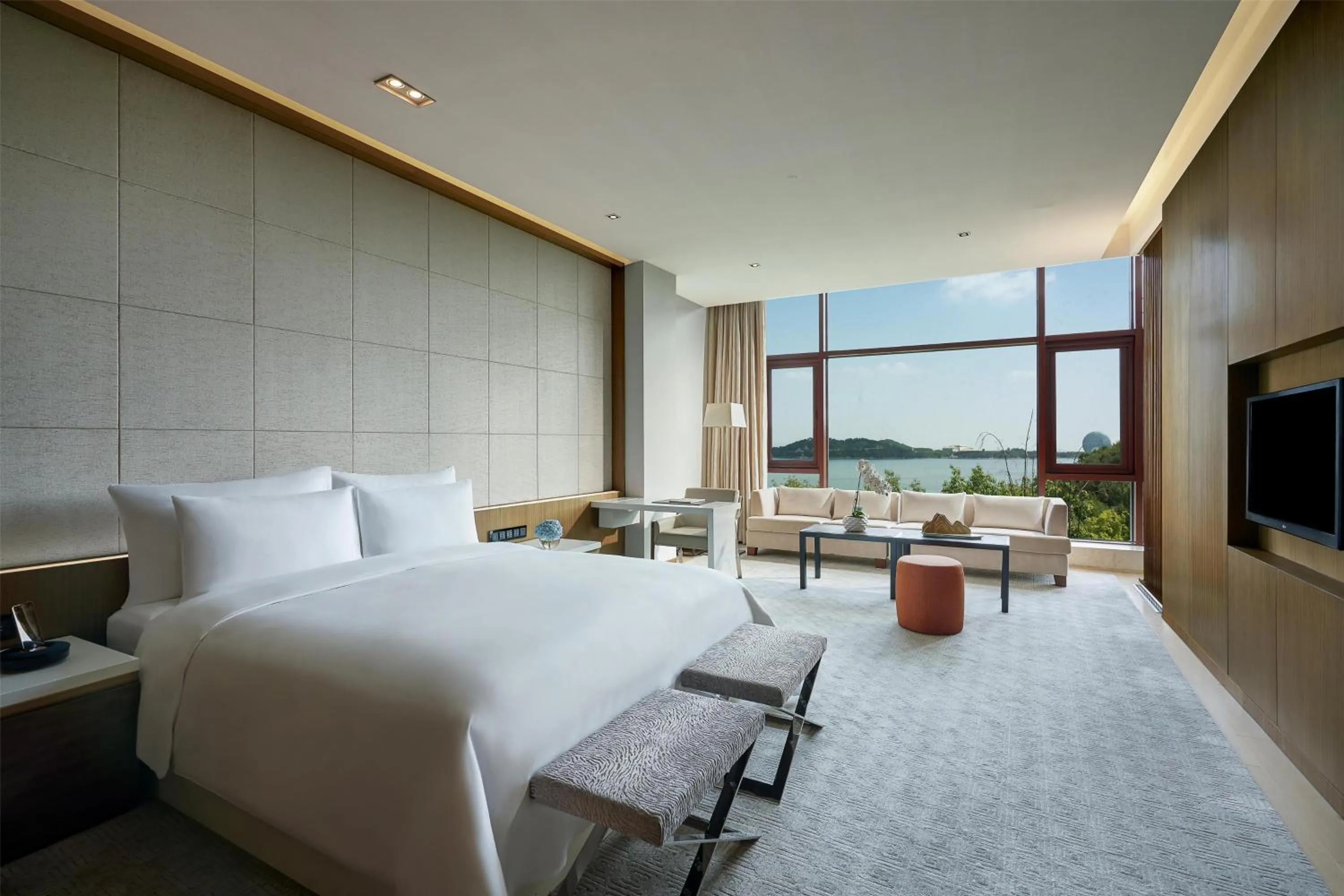 Bedroom, Bed in Yanqi Hotel, Managed by Kempinski