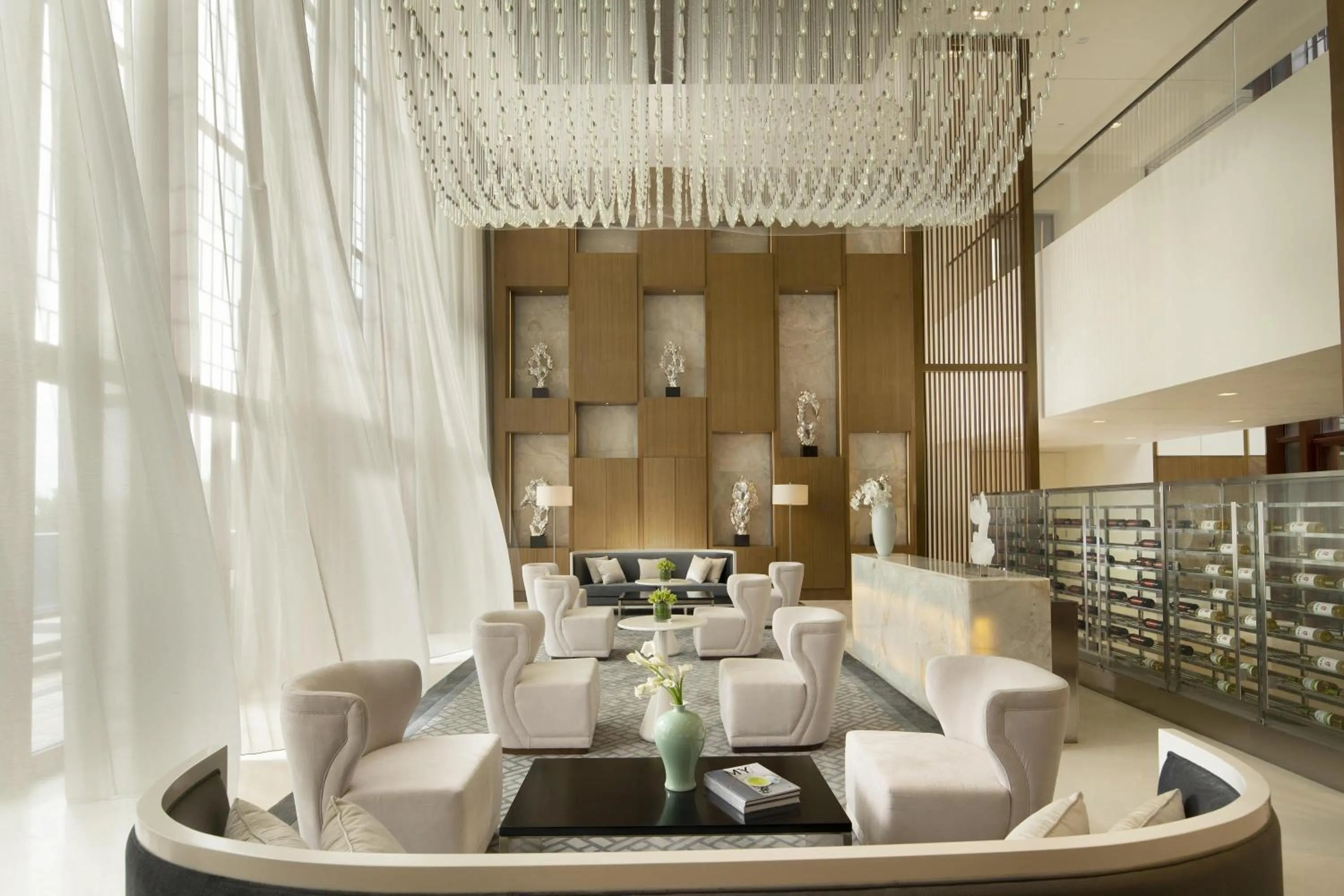 Lobby or reception in Yanqi Hotel, Managed by Kempinski