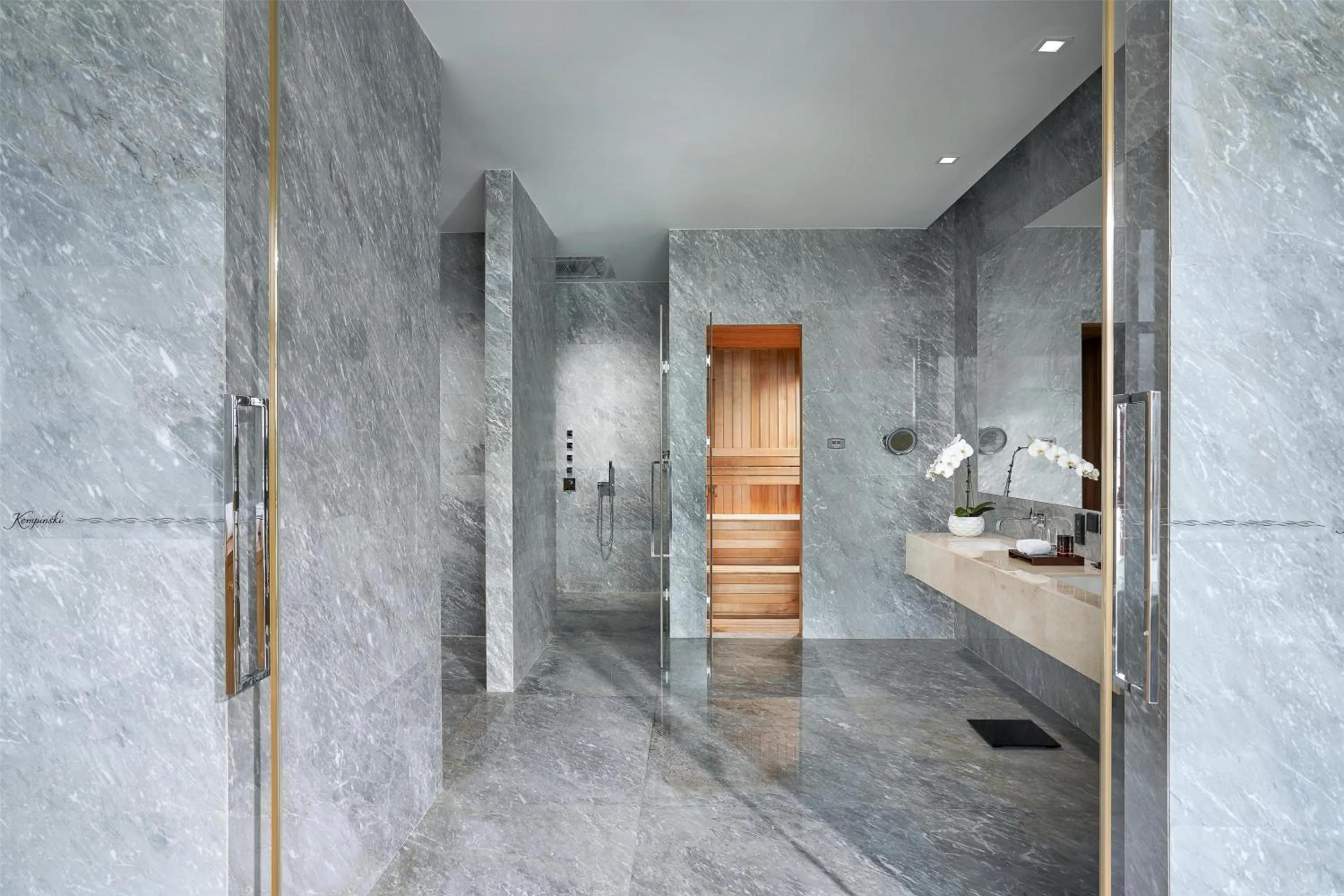 Bathroom in Yanqi Hotel, Managed by Kempinski