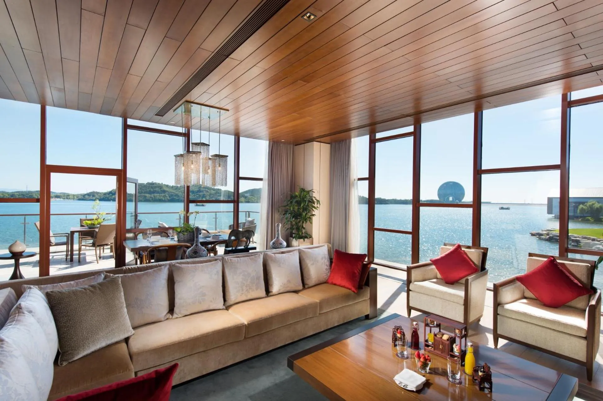 Living room in Yanqi Hotel, Managed by Kempinski