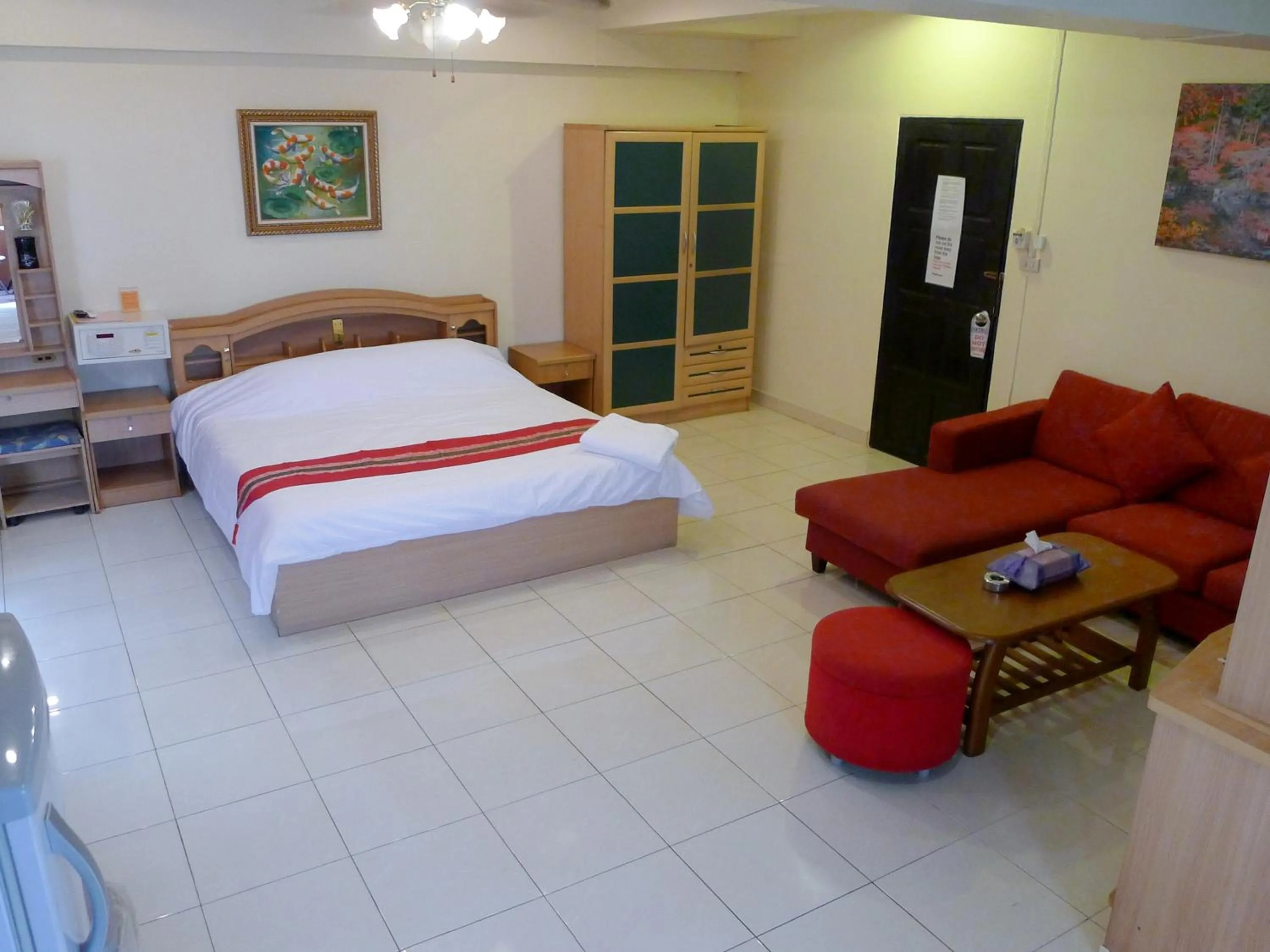 Bed in Metro Apartments