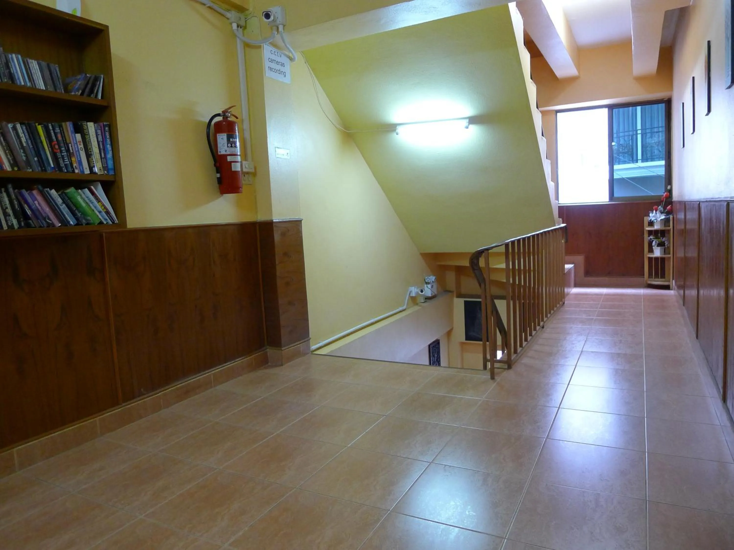 Library in Metro Apartments