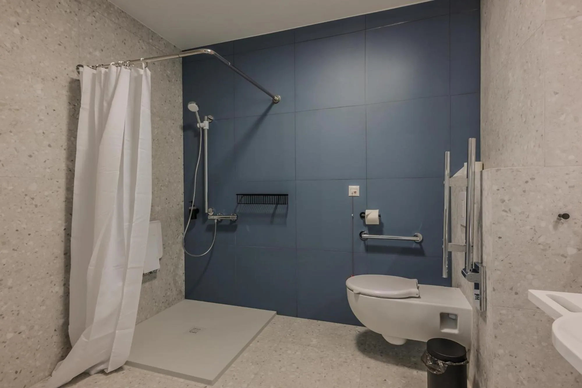 Bathroom in Noli Gdansk Wrzeszcz