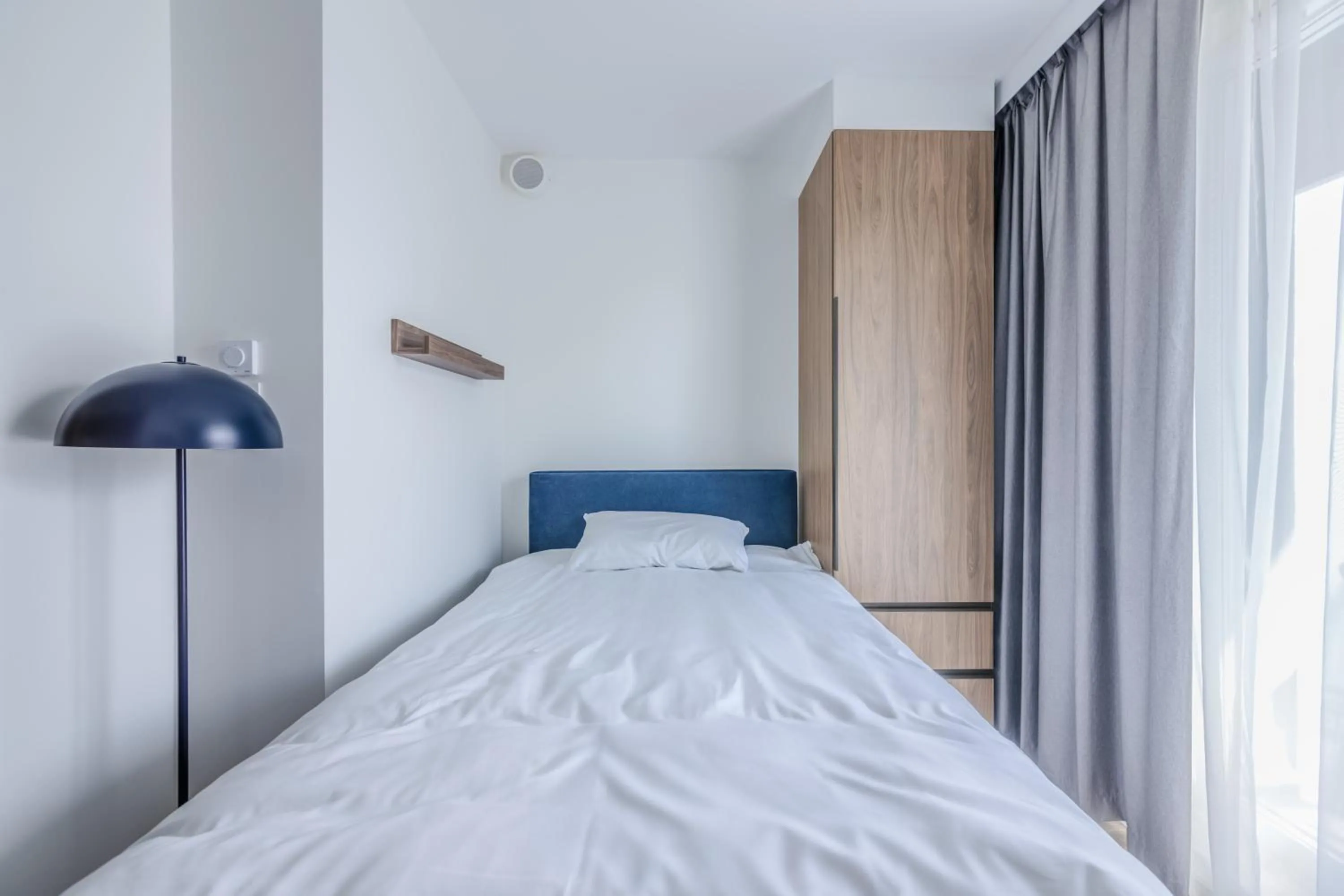 Bed in Noli Gdansk Wrzeszcz