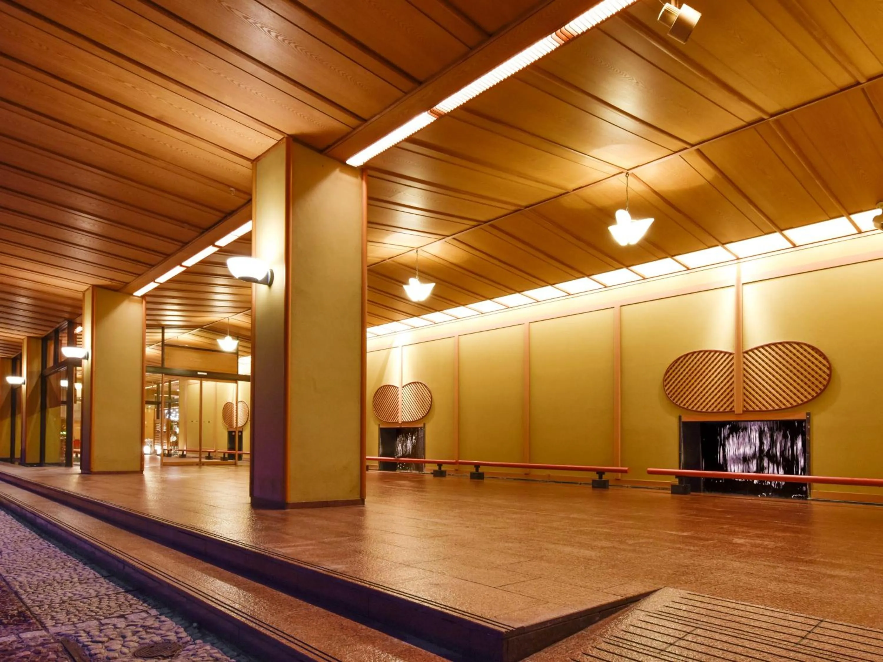 Property building in HanaMOMIJI