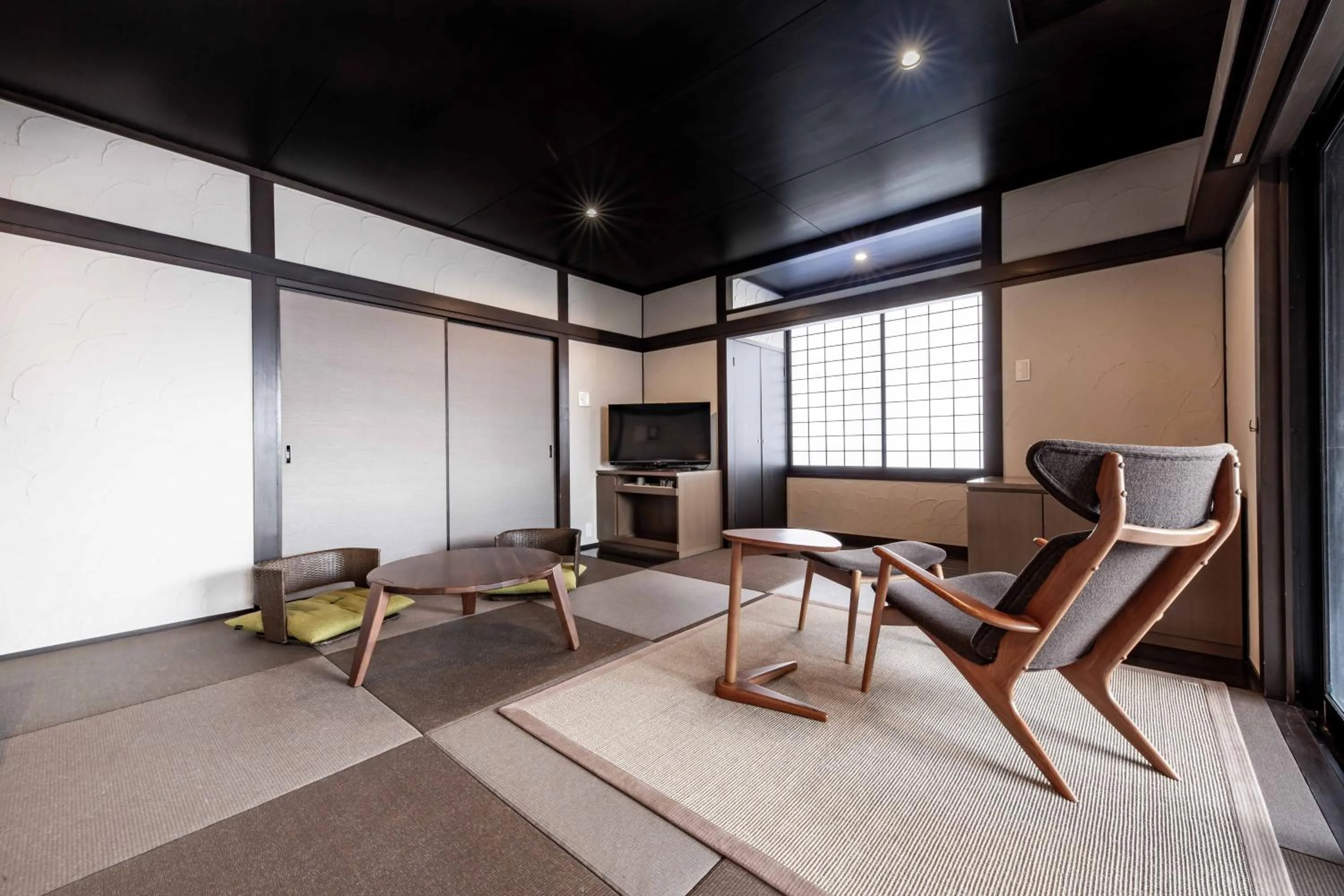 TV and multimedia in Yufudake Ichibo no Yado Kirara