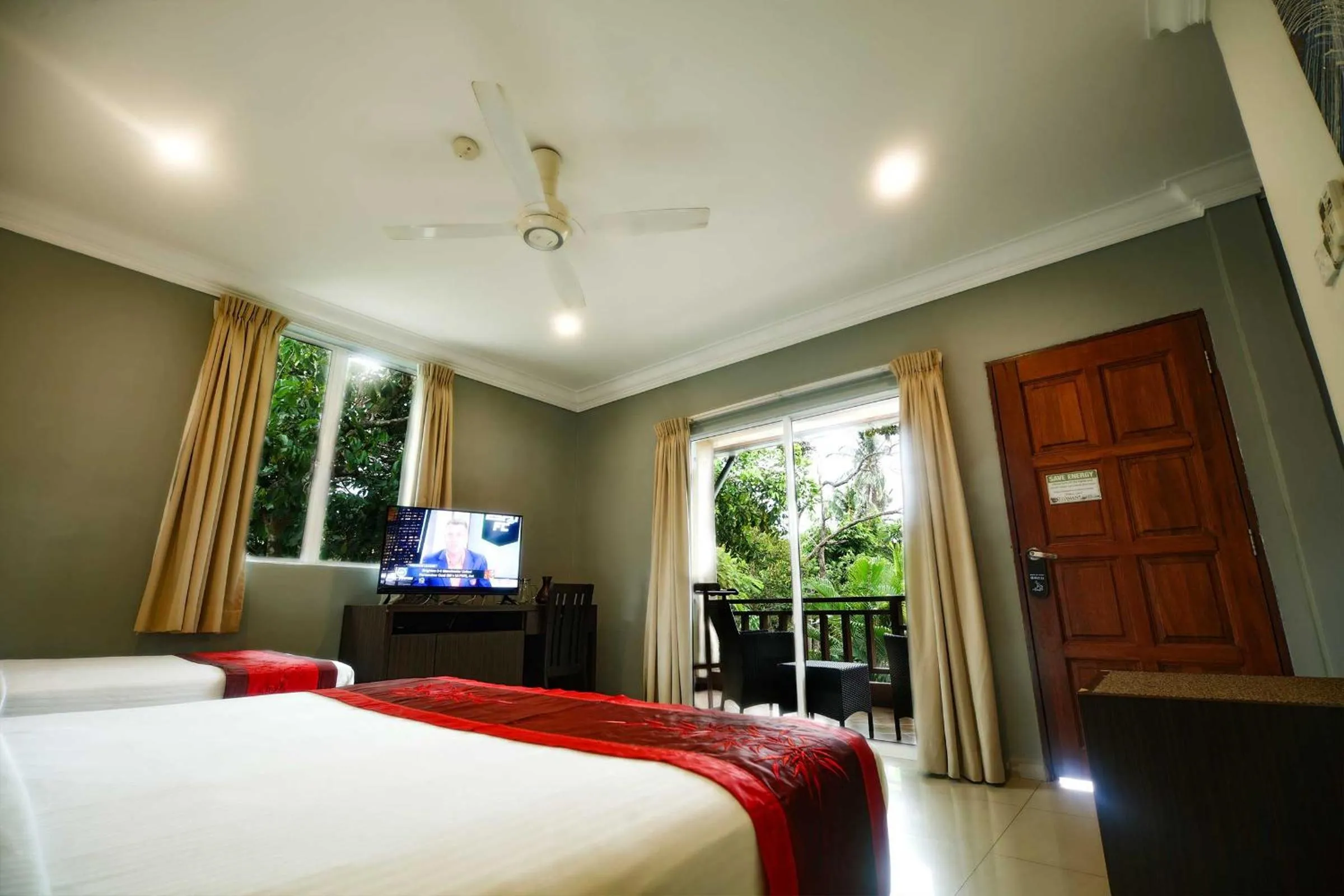 Bed in Tioman Dive Resort