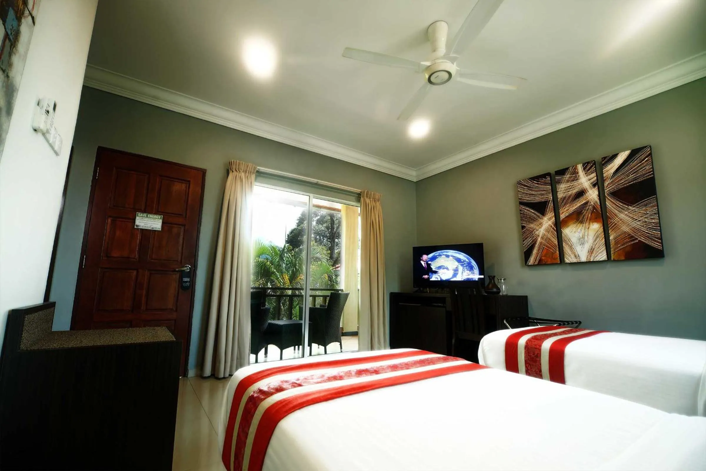 Bed in Tioman Dive Resort