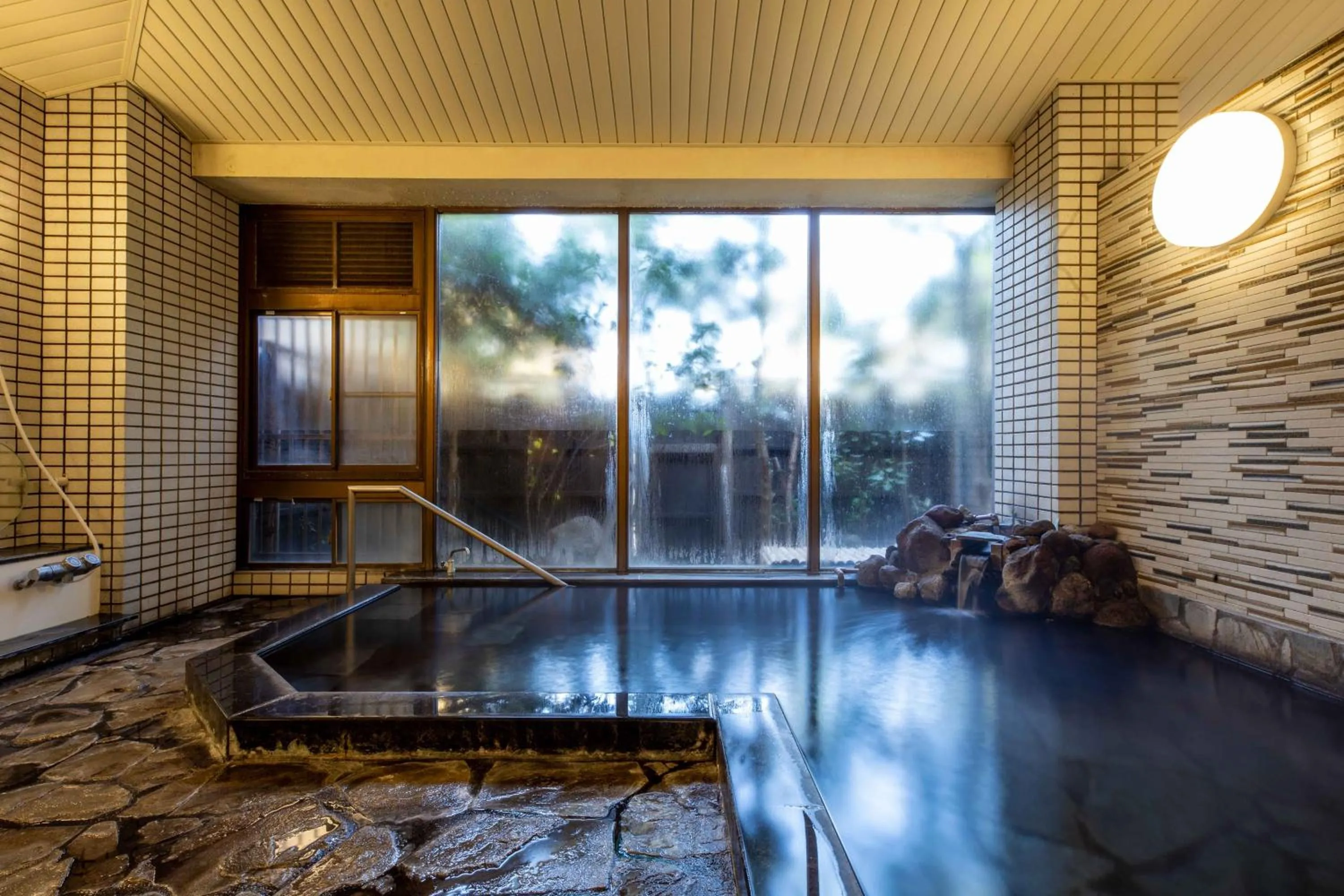 Public Bath in Beppu Nagomitsuki