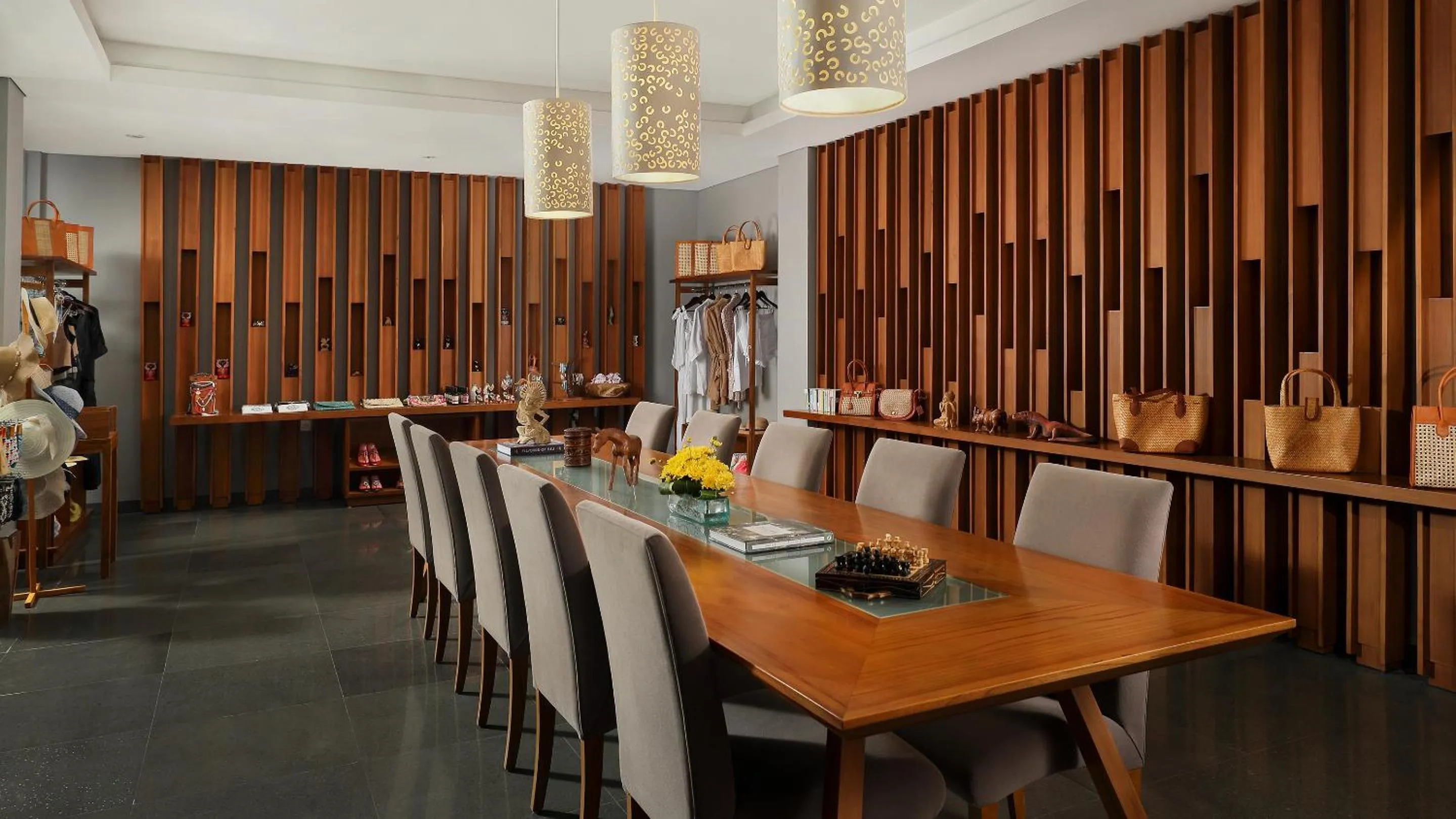 Restaurant/places to eat in Maya Sanur Resort & Spa