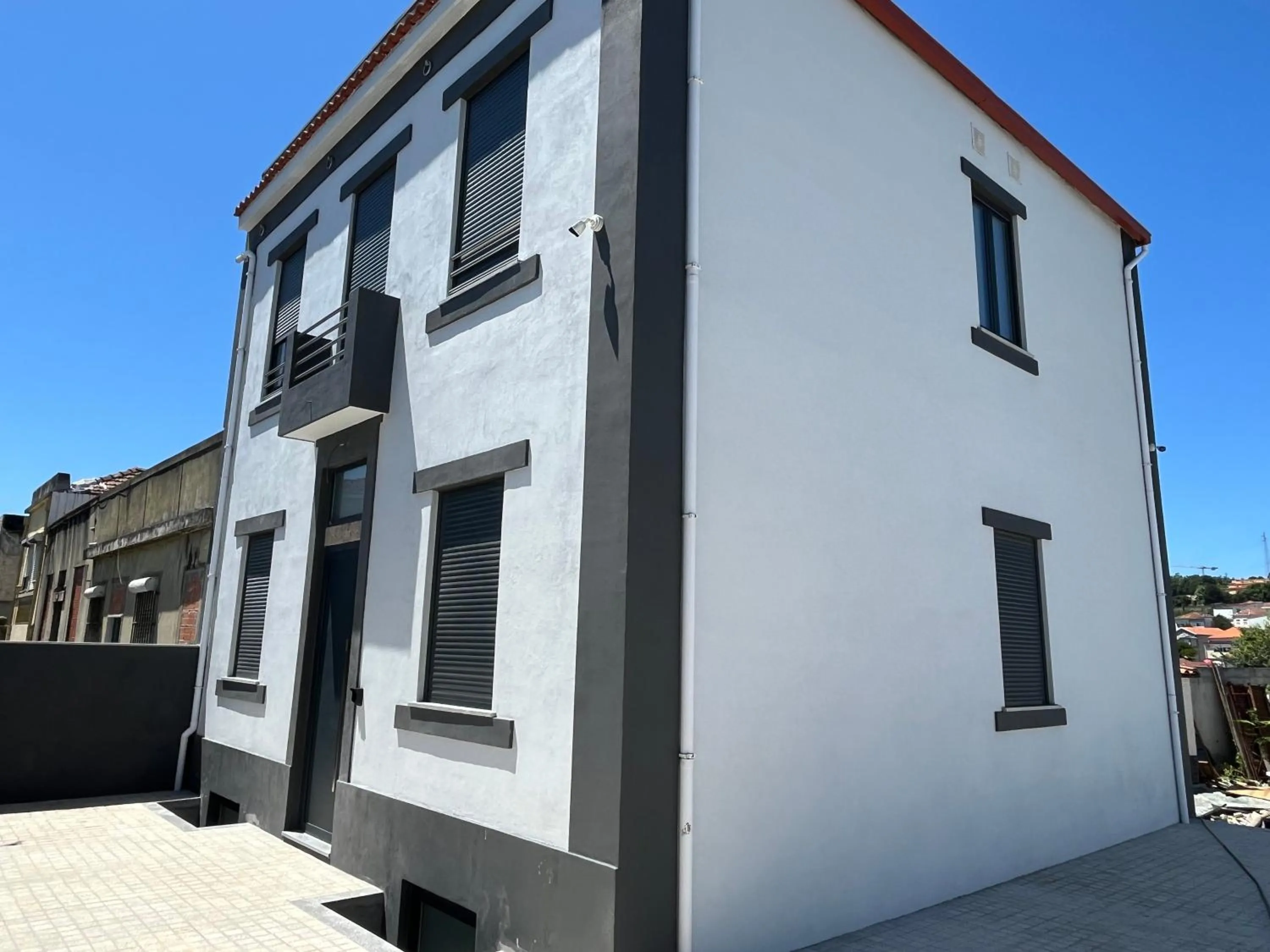 Property building in Ameixial Suites