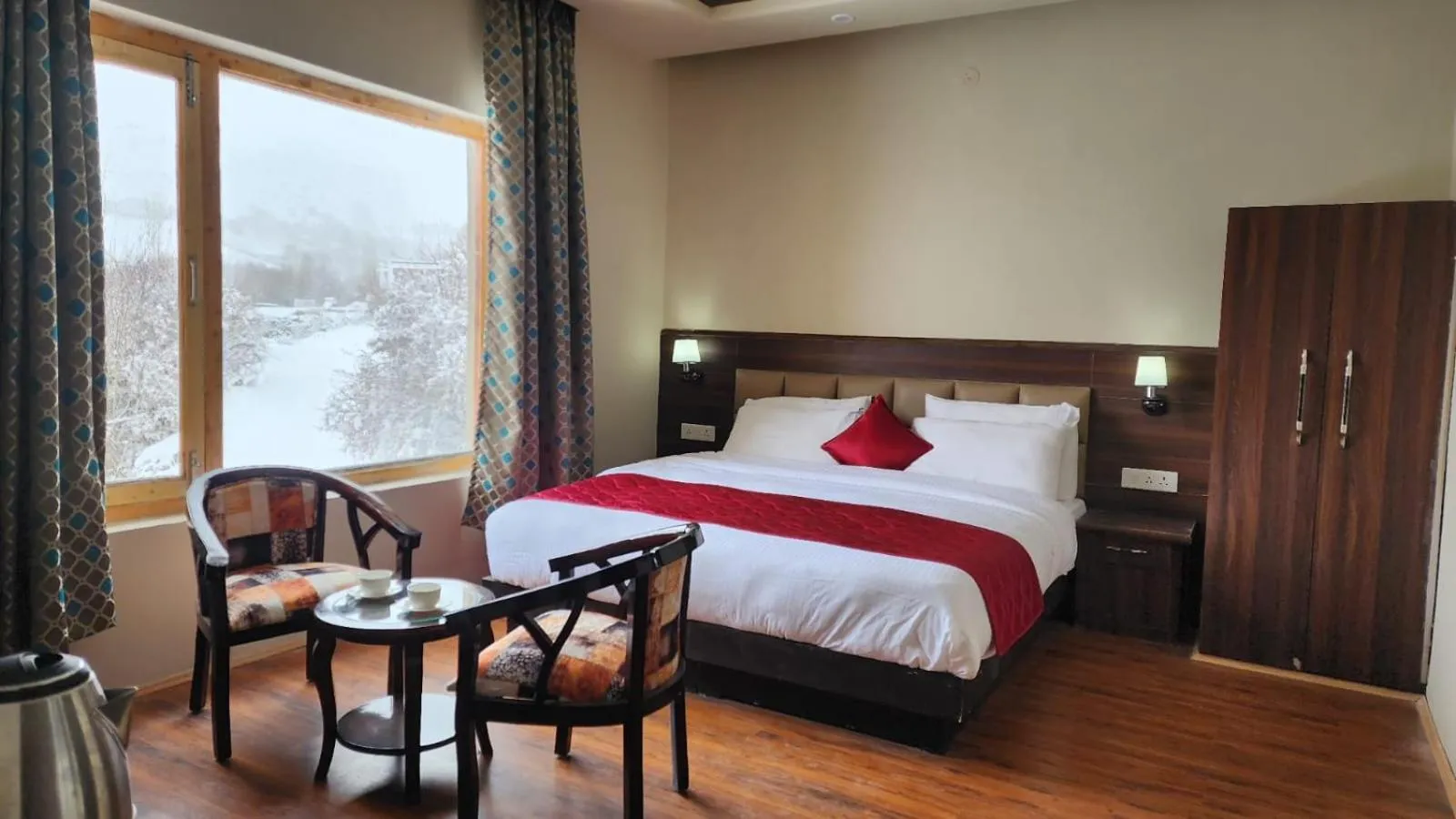 Bed in Hotel Ladakh Heights