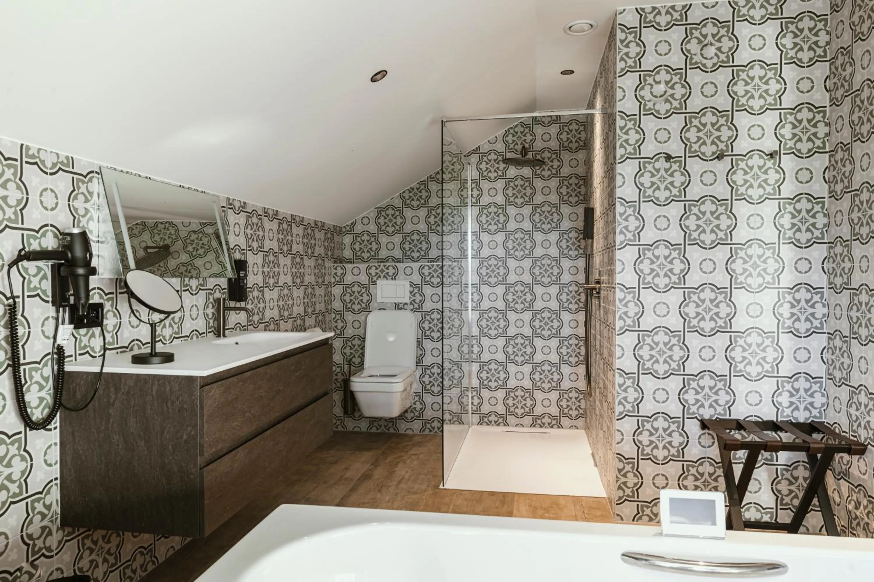 Bathroom in CC Nomie Hôtel Restaurant