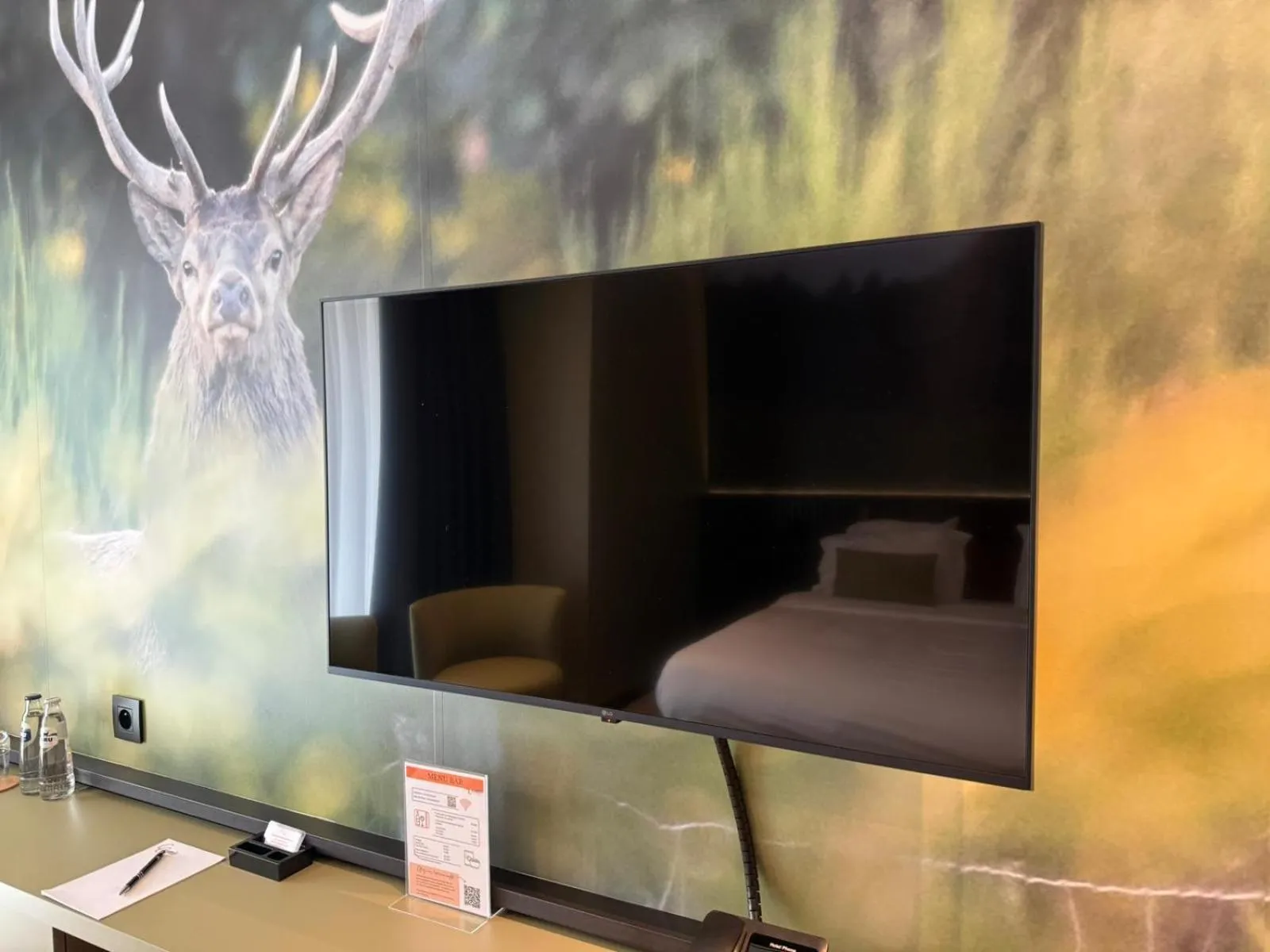 TV and multimedia in CC Nomie Hôtel Restaurant