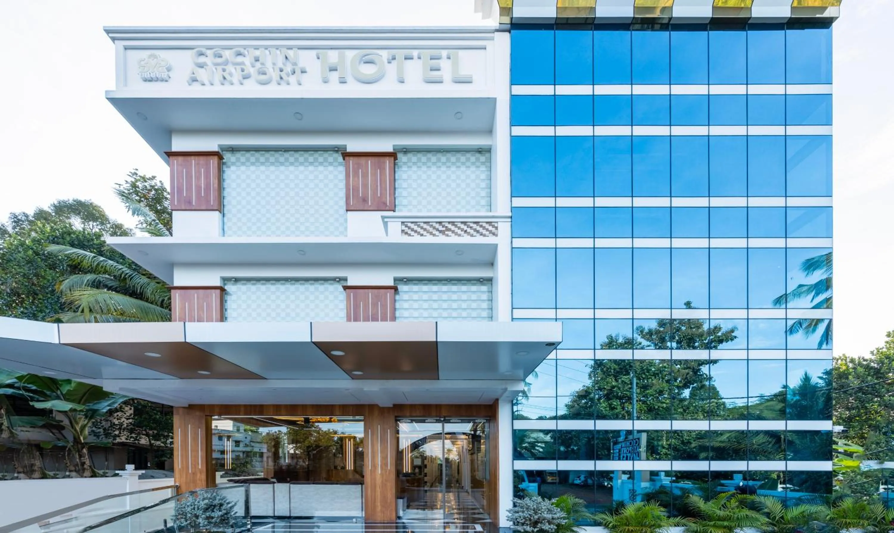 Lobby or reception in Treebo Premium Cochin Airport, 5 min From Cochin Airport