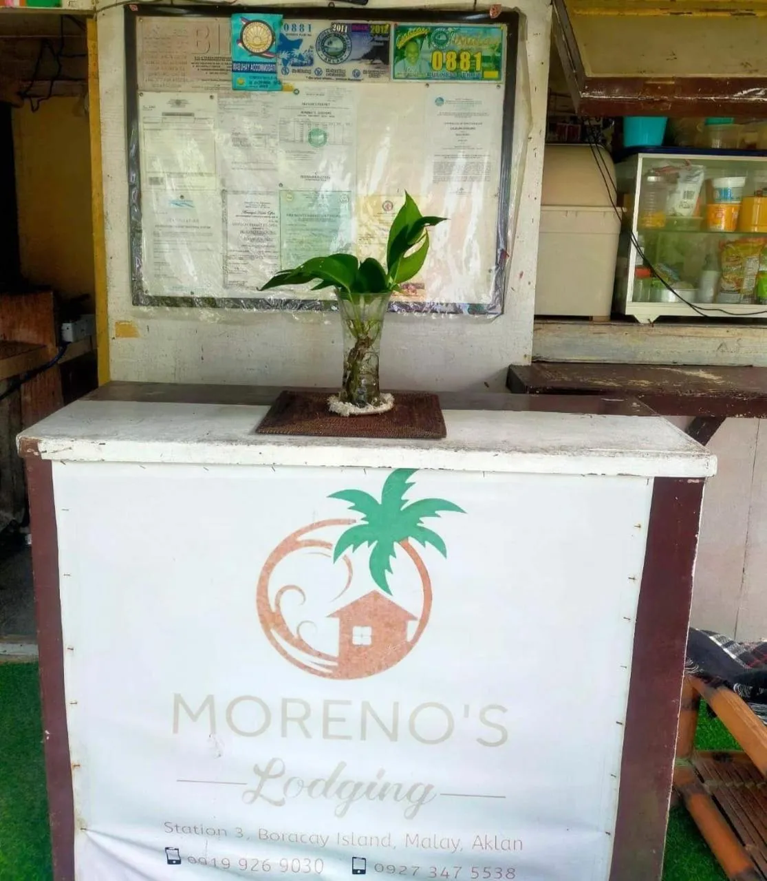 Facade/entrance in Moreno's Place