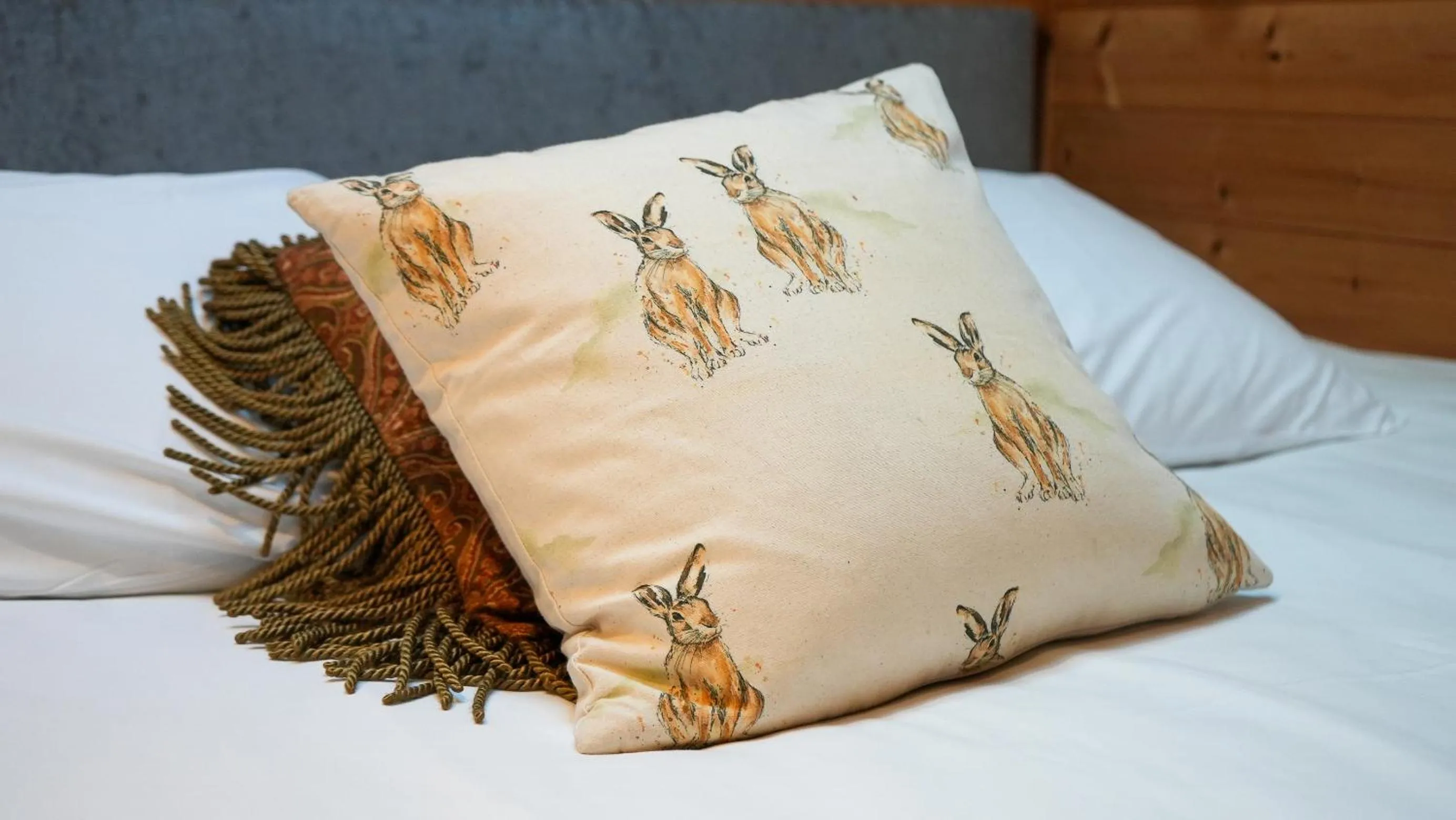 Bedroom, Bed in The Firs Country Park