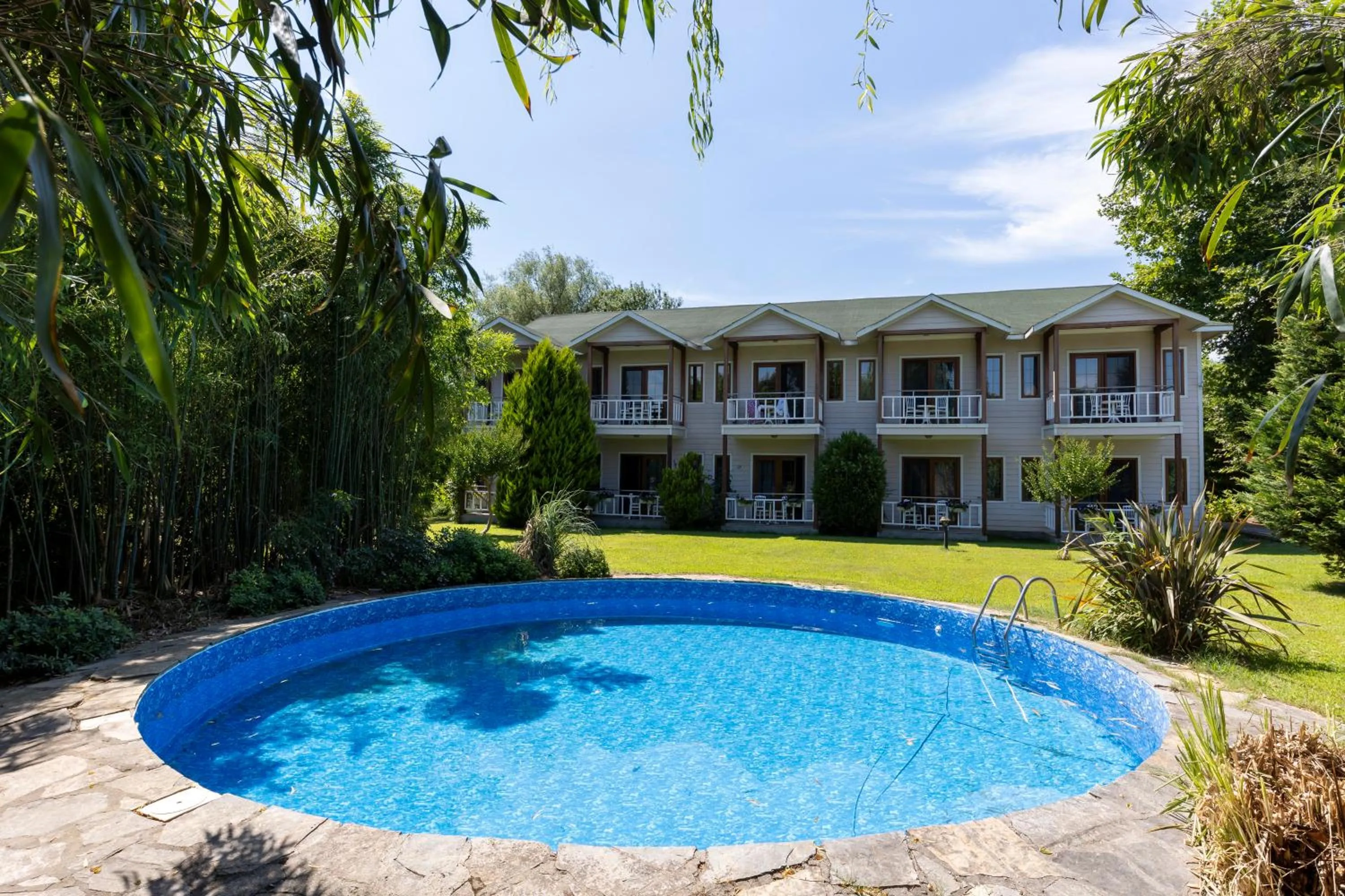 Pool view in Elite World Village İstanbul Polonezköy