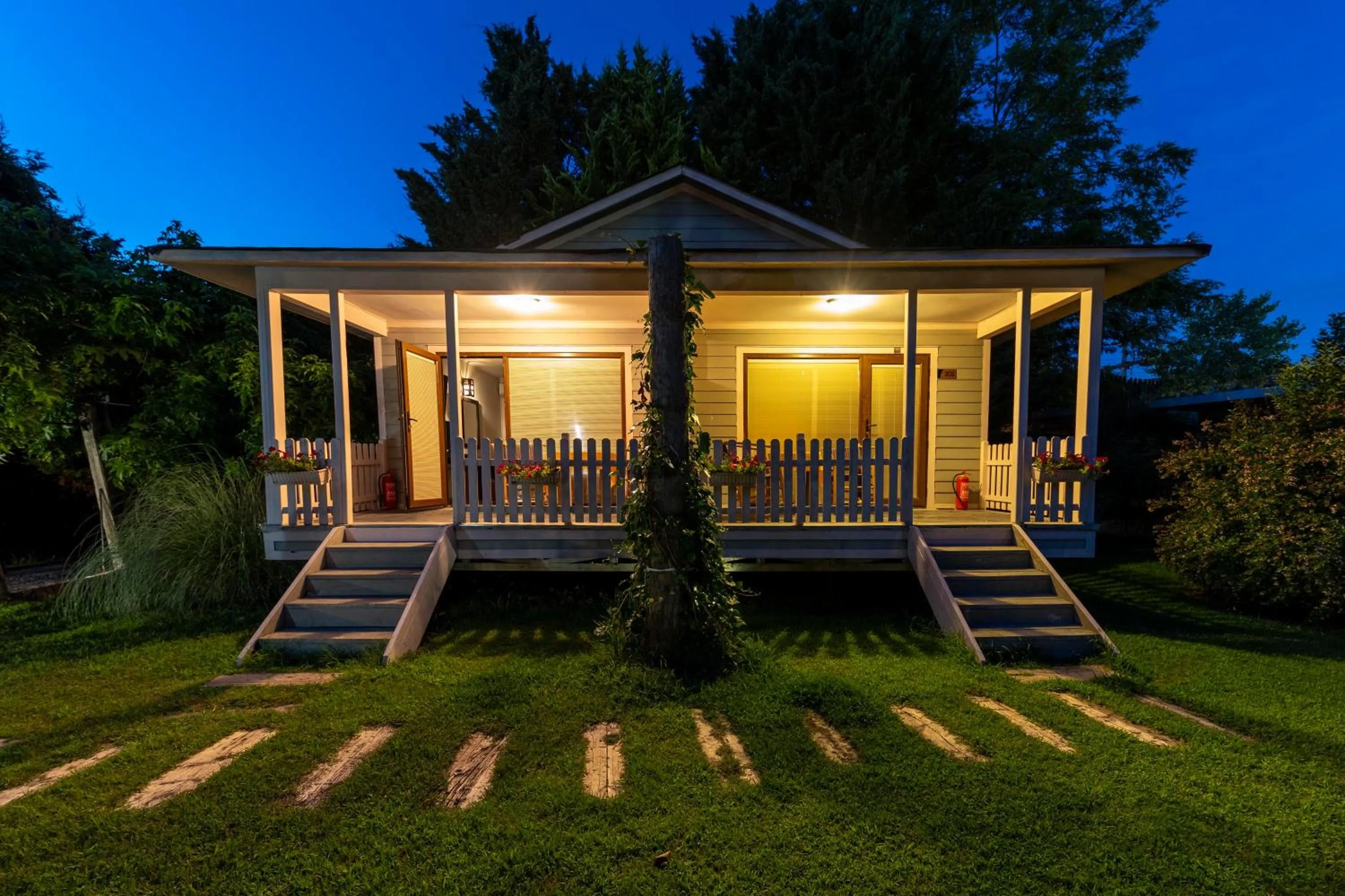 Garden in Elite World Village İstanbul Polonezköy