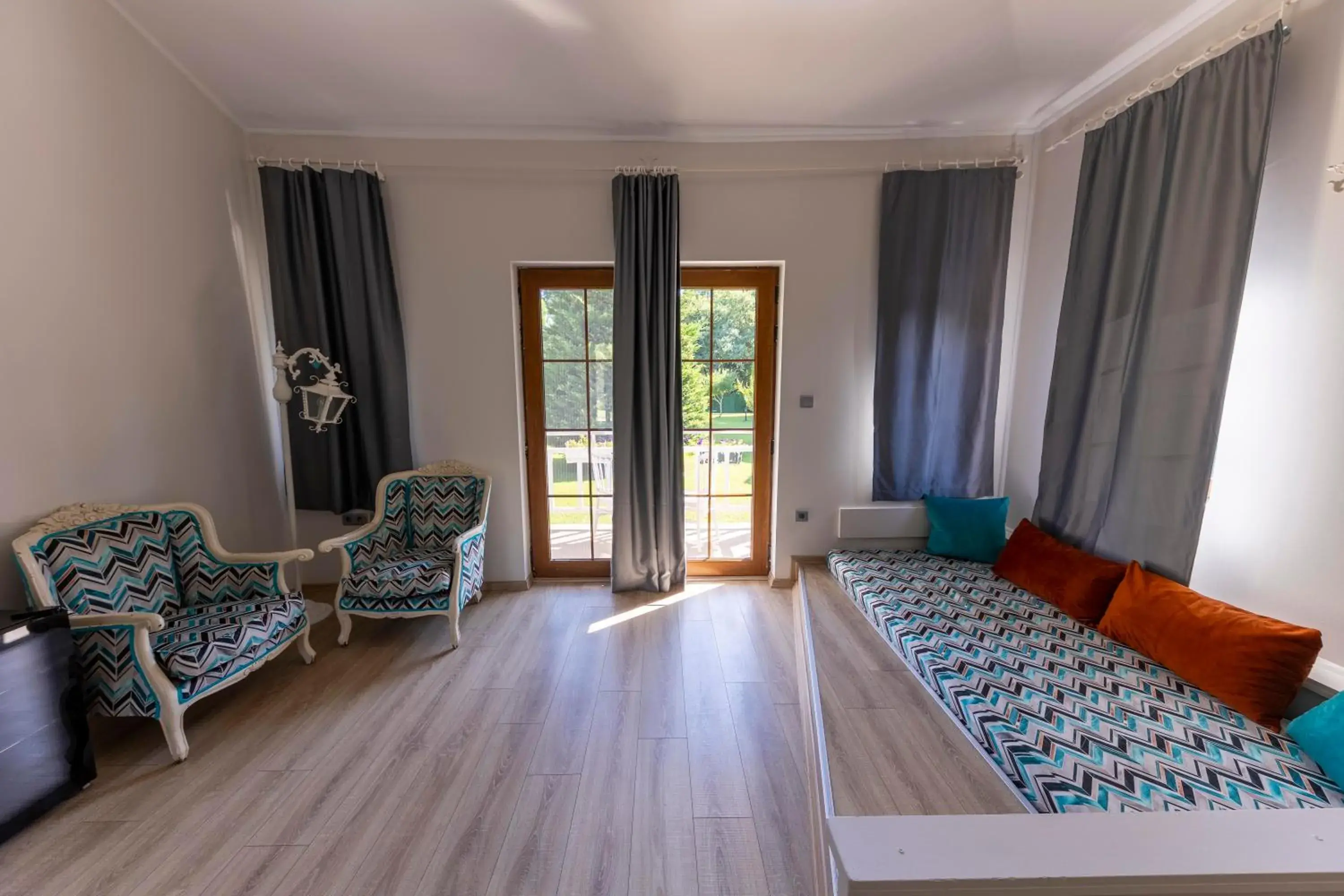 Deluxe Room with King Size Bed, Garden View in Elite World Village İstanbul Polonezköy Deluxe Room with King Size Bed, Garden View in Elite World Village İstanbul Polonezköy