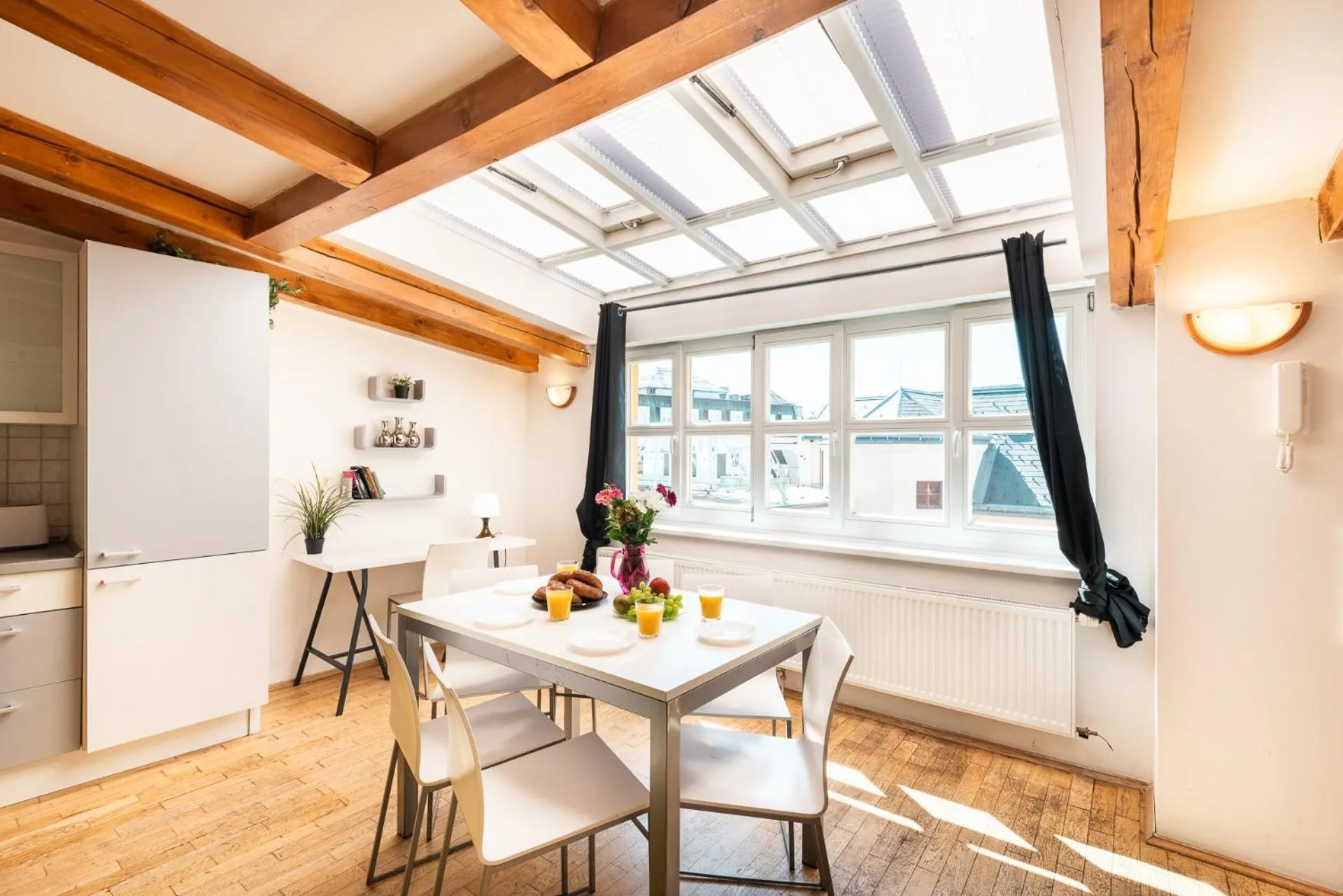 Hybernska Apartments by Pragueforyou