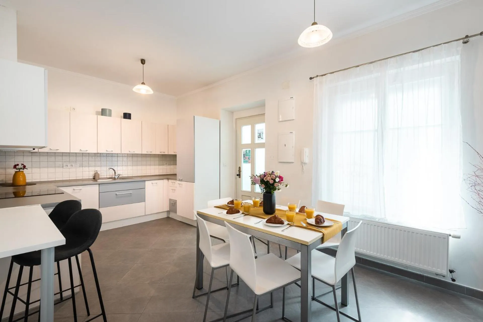 Hybernska Apartments by Pragueforyou