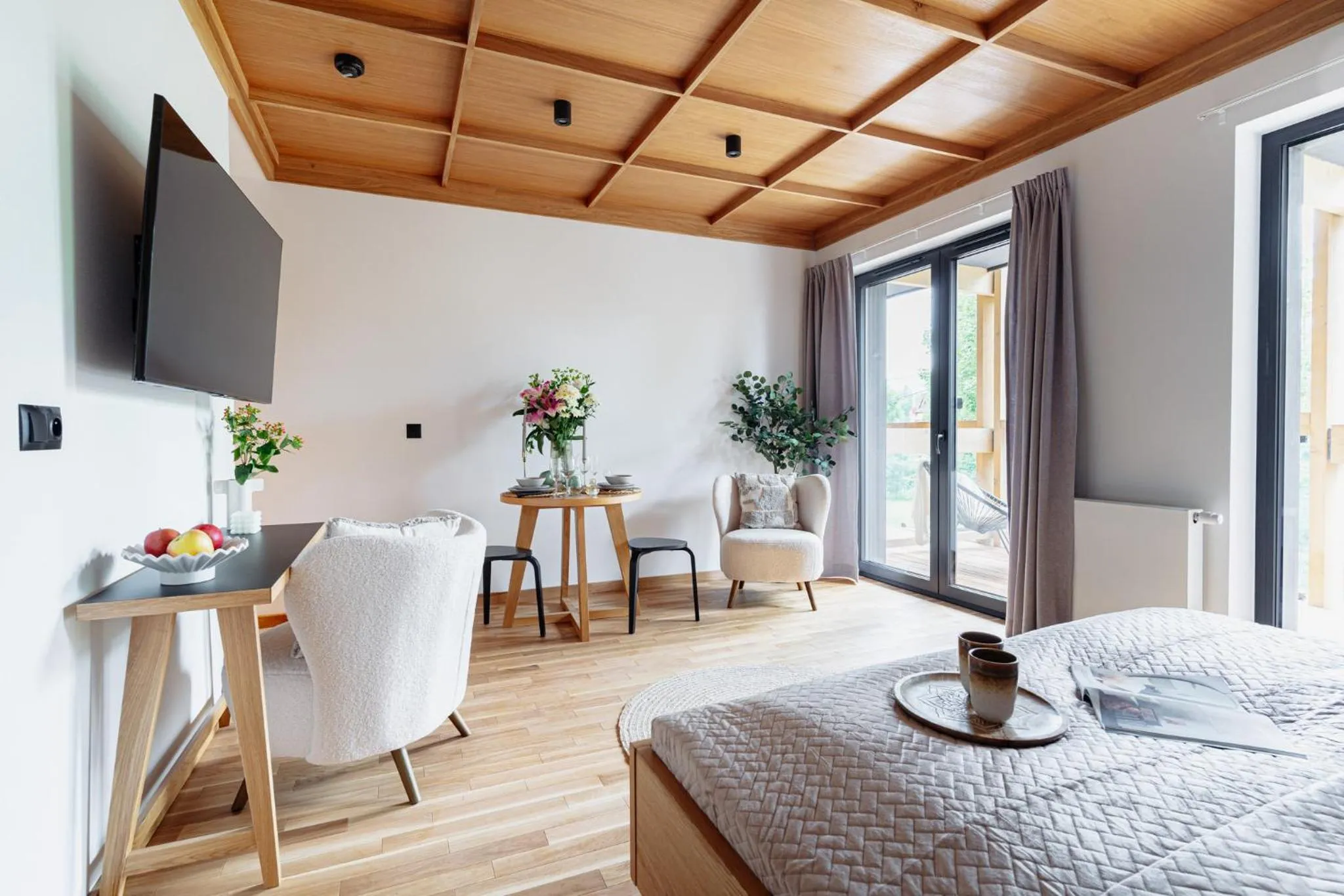 Bed in White Hills - LoftAffair Spa Collection