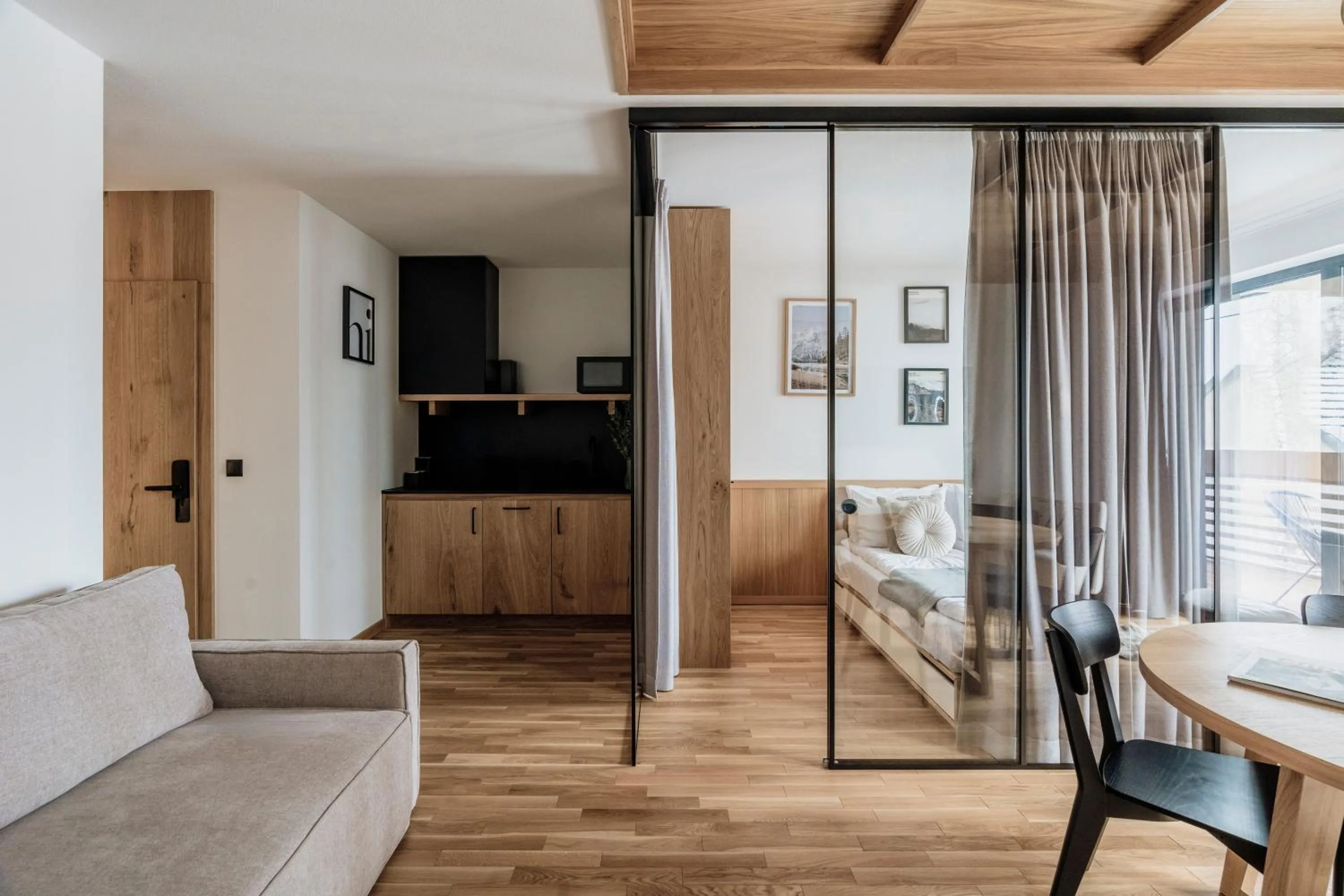 Bed in White Hills - LoftAffair Spa Collection