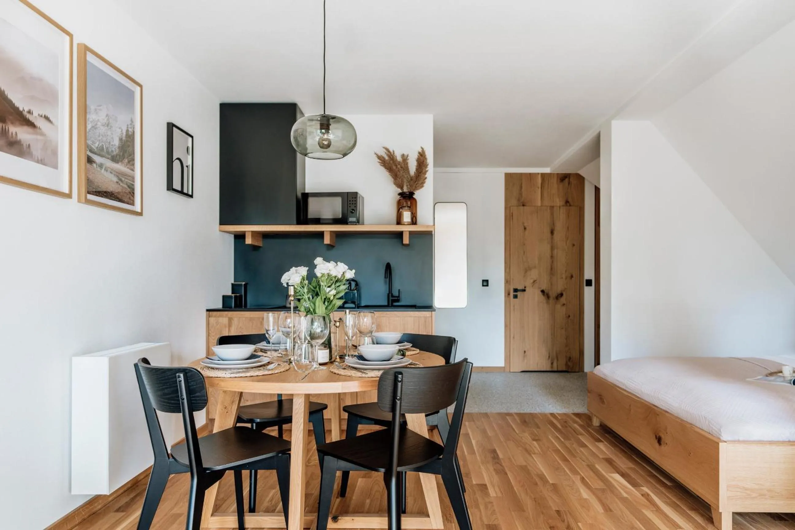 Bed in White Hills - LoftAffair Spa Collection