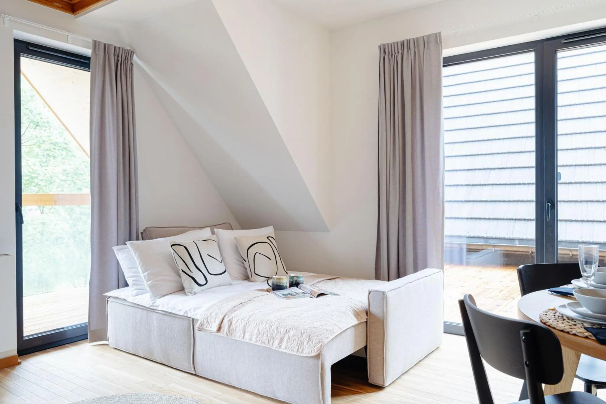 Bed in White Hills - LoftAffair Spa Collection