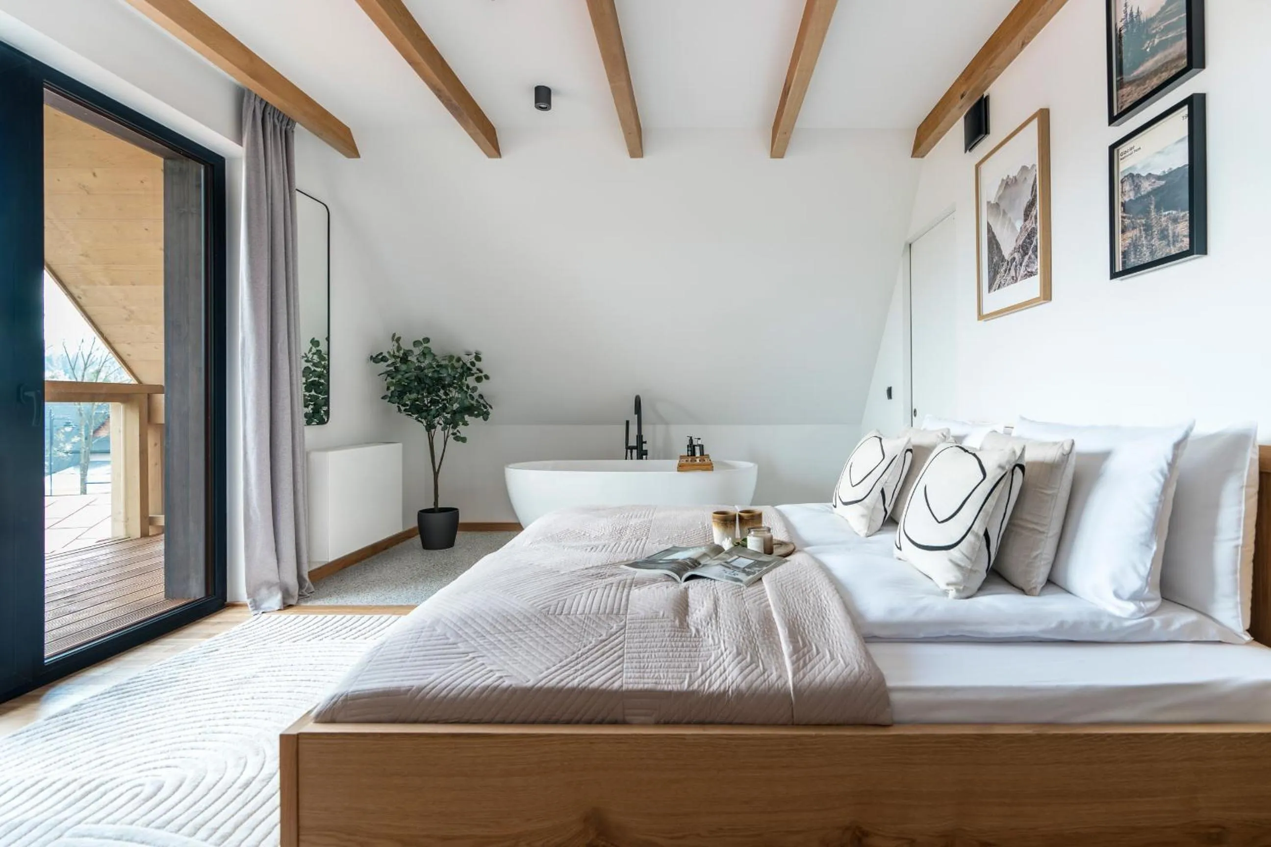 Bed in White Hills - LoftAffair Spa Collection