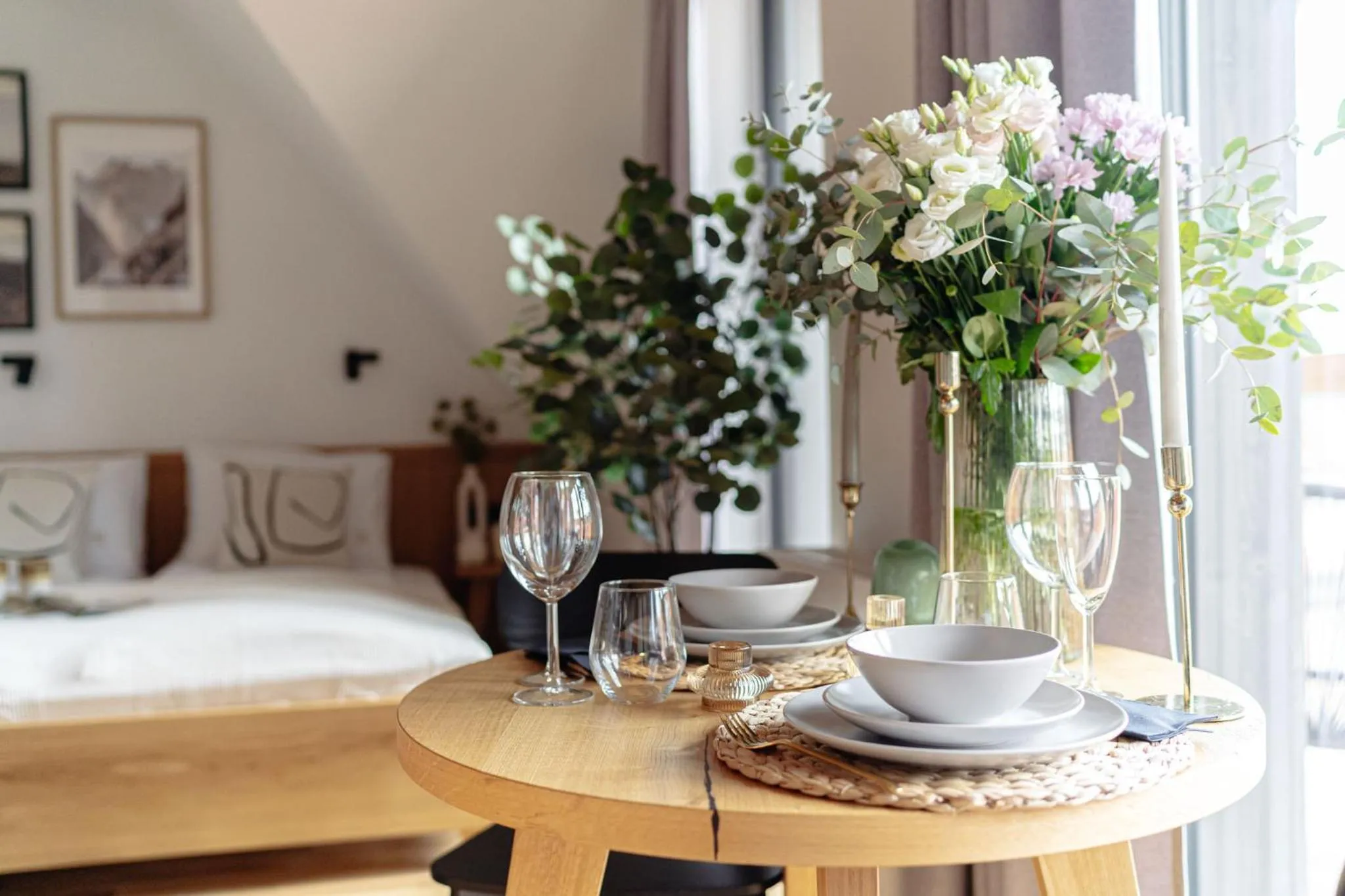 Bed in White Hills - LoftAffair Spa Collection