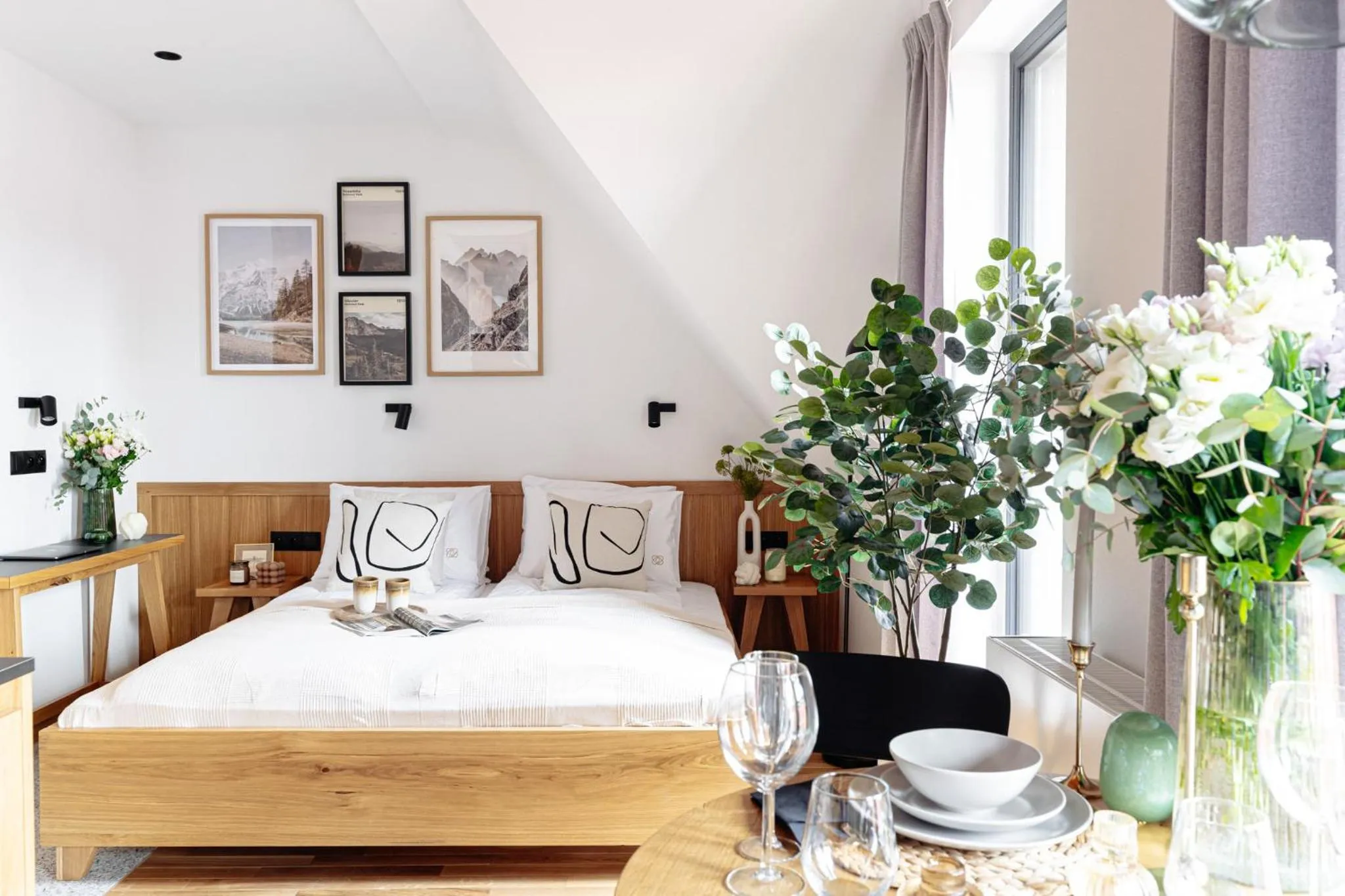 Bed in White Hills - LoftAffair Spa Collection