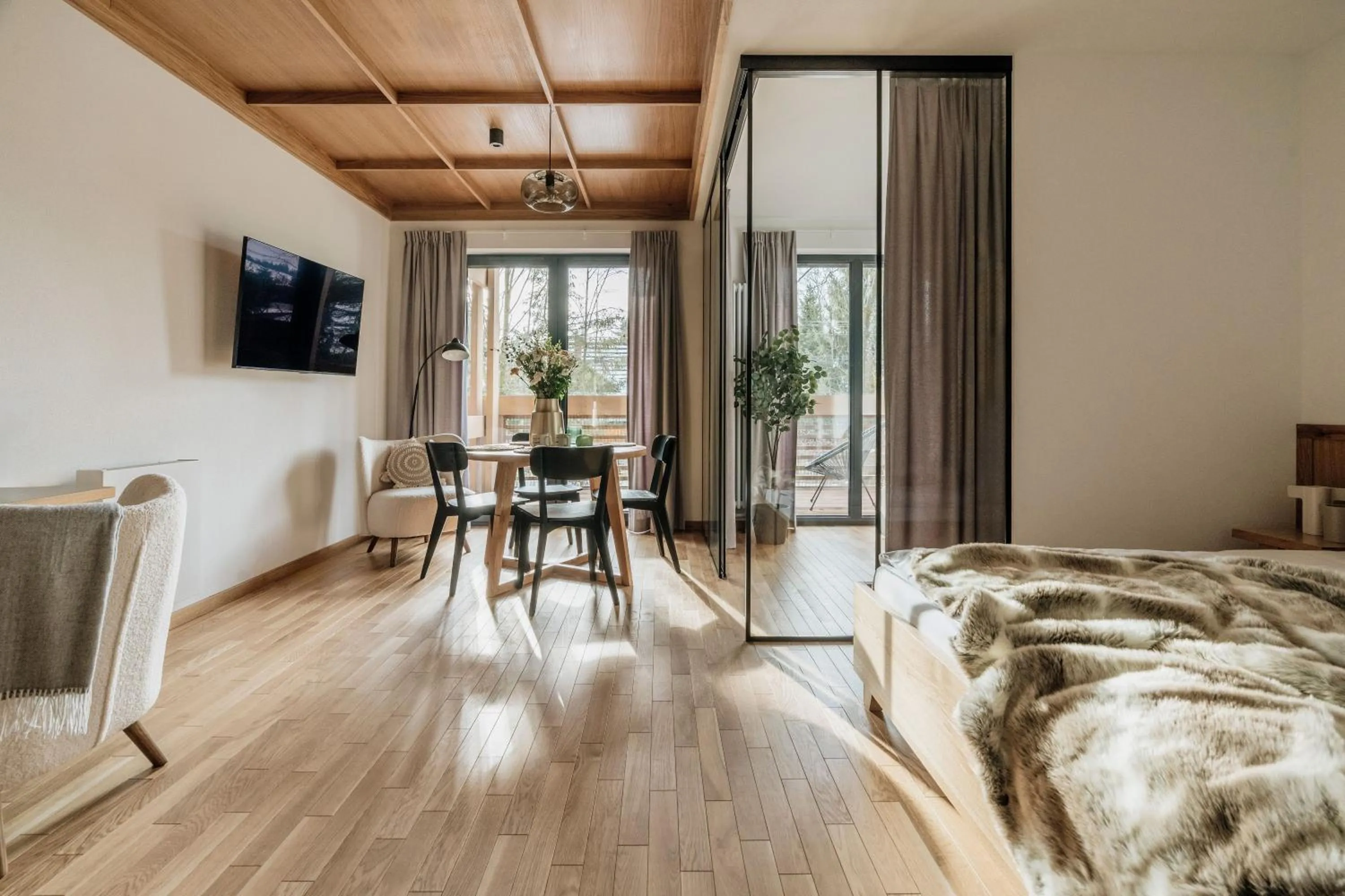 Bed in White Hills - LoftAffair Spa Collection