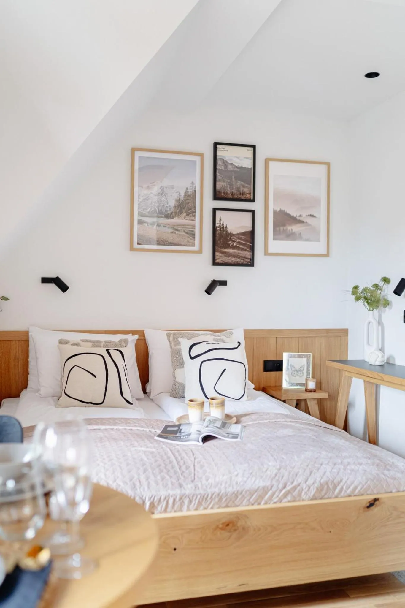 Bed in White Hills - LoftAffair Spa Collection