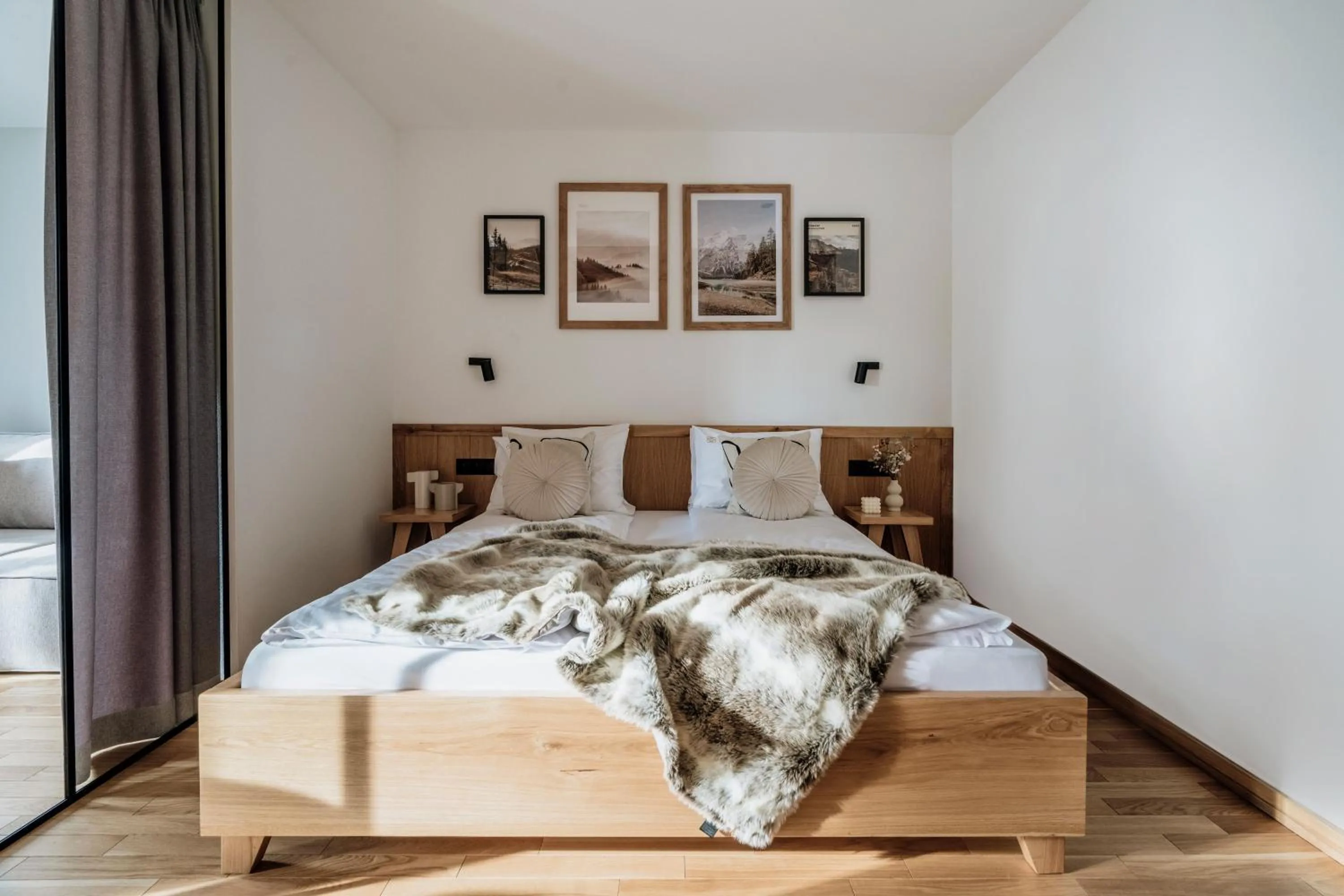 Bed in White Hills - LoftAffair Spa Collection