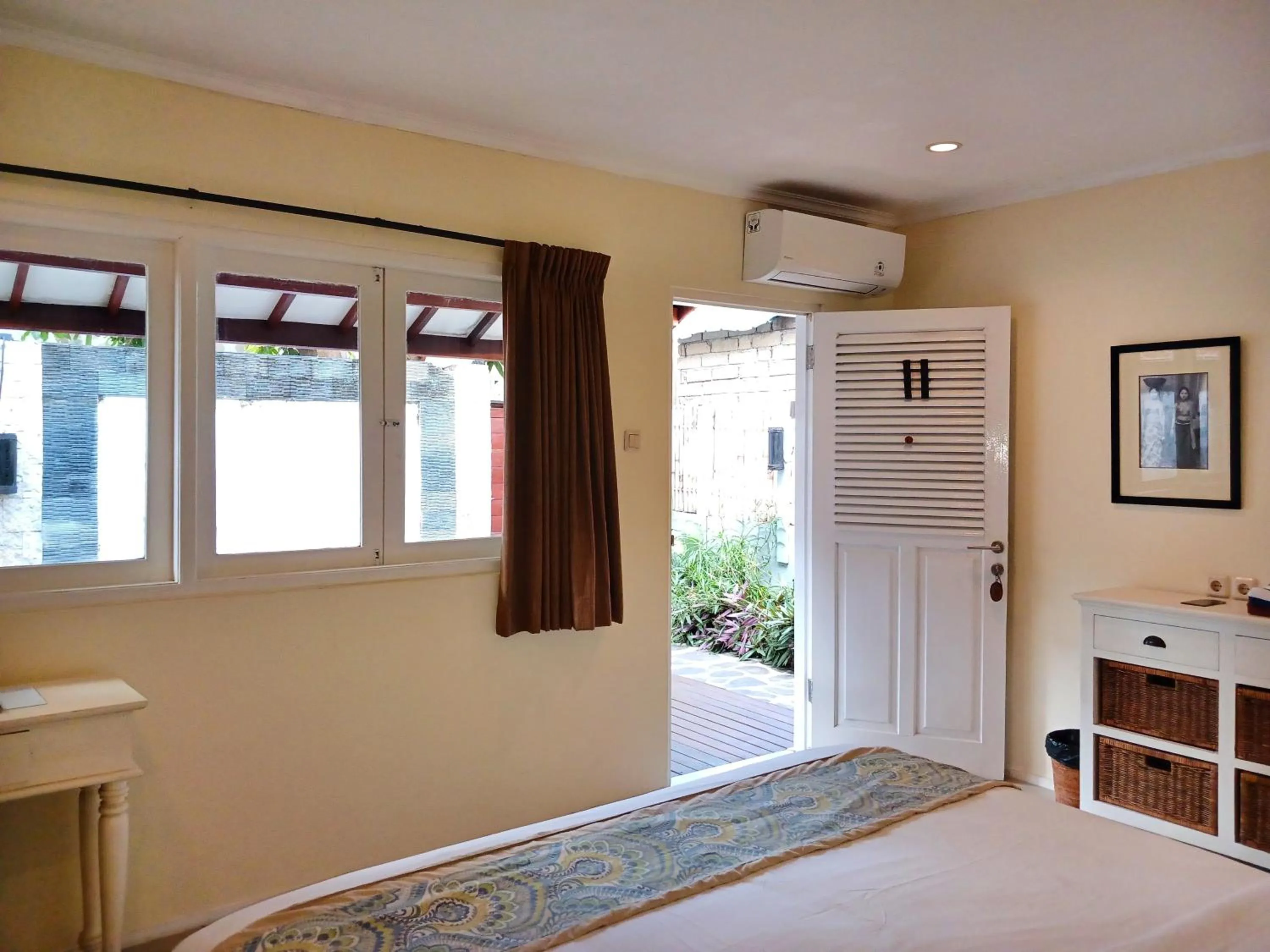 Bed in Scallywags Smugglers