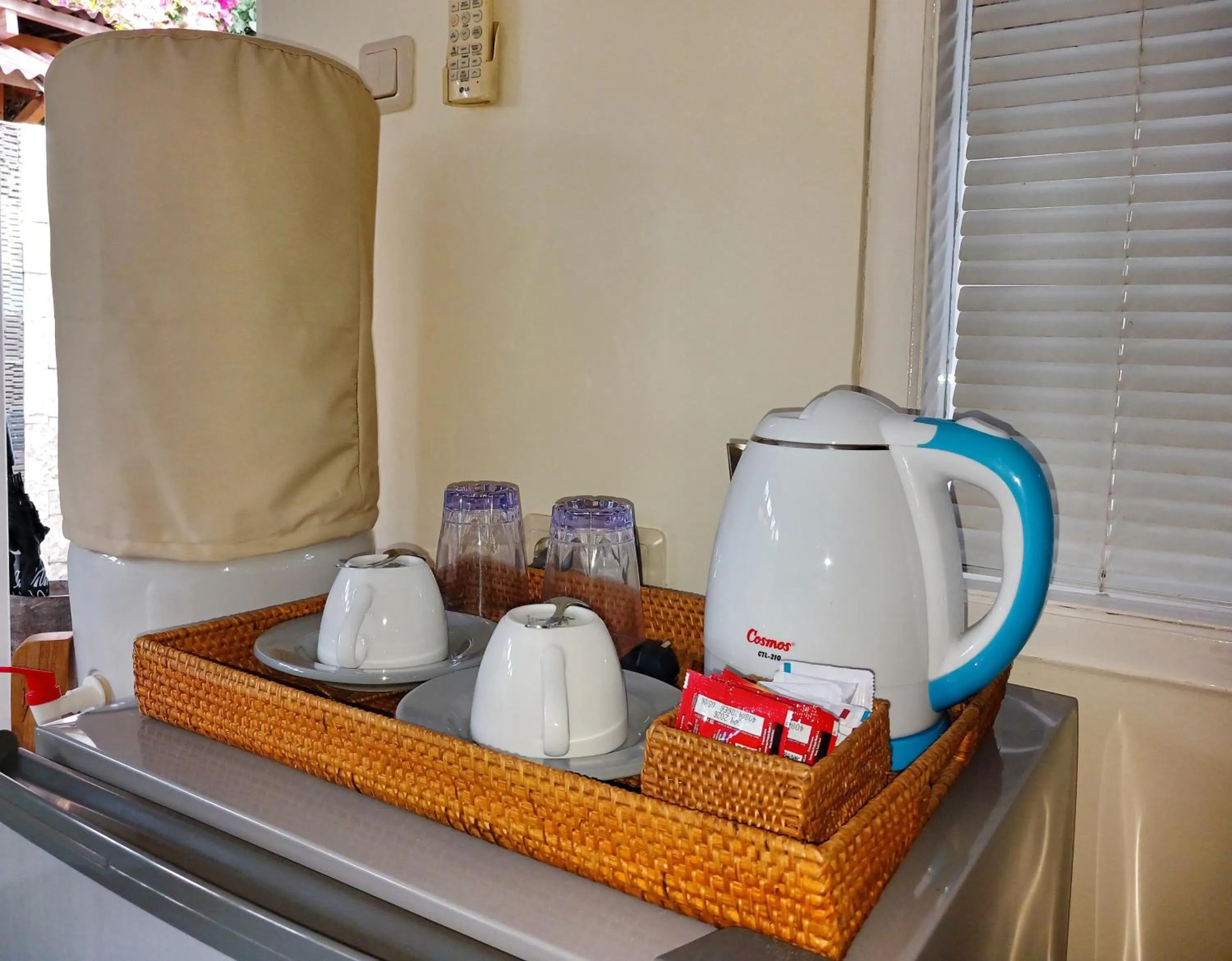 Coffee/tea facilities in Scallywags Smugglers