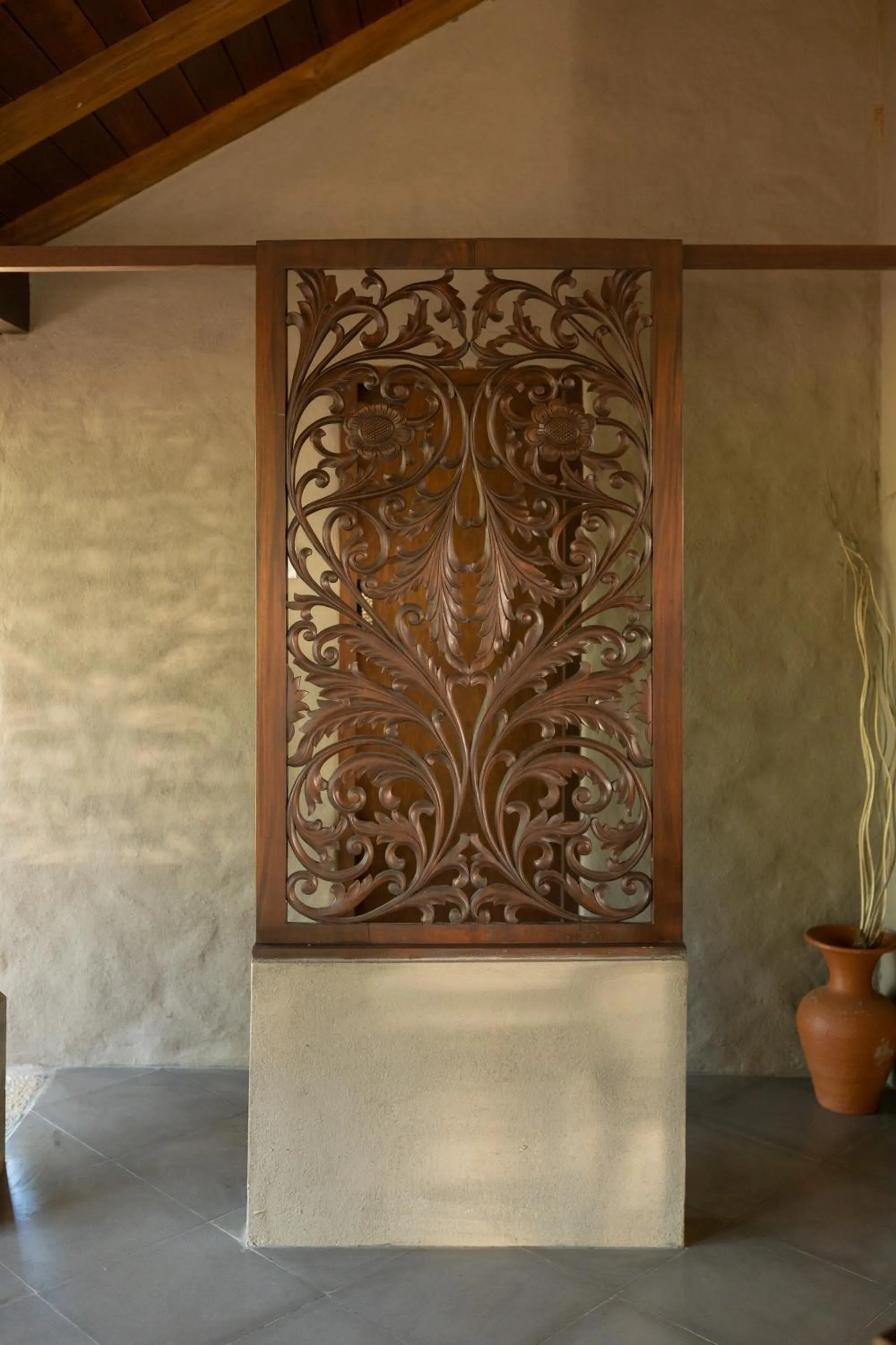 Facade/entrance in Koragaha Lodge - Yala