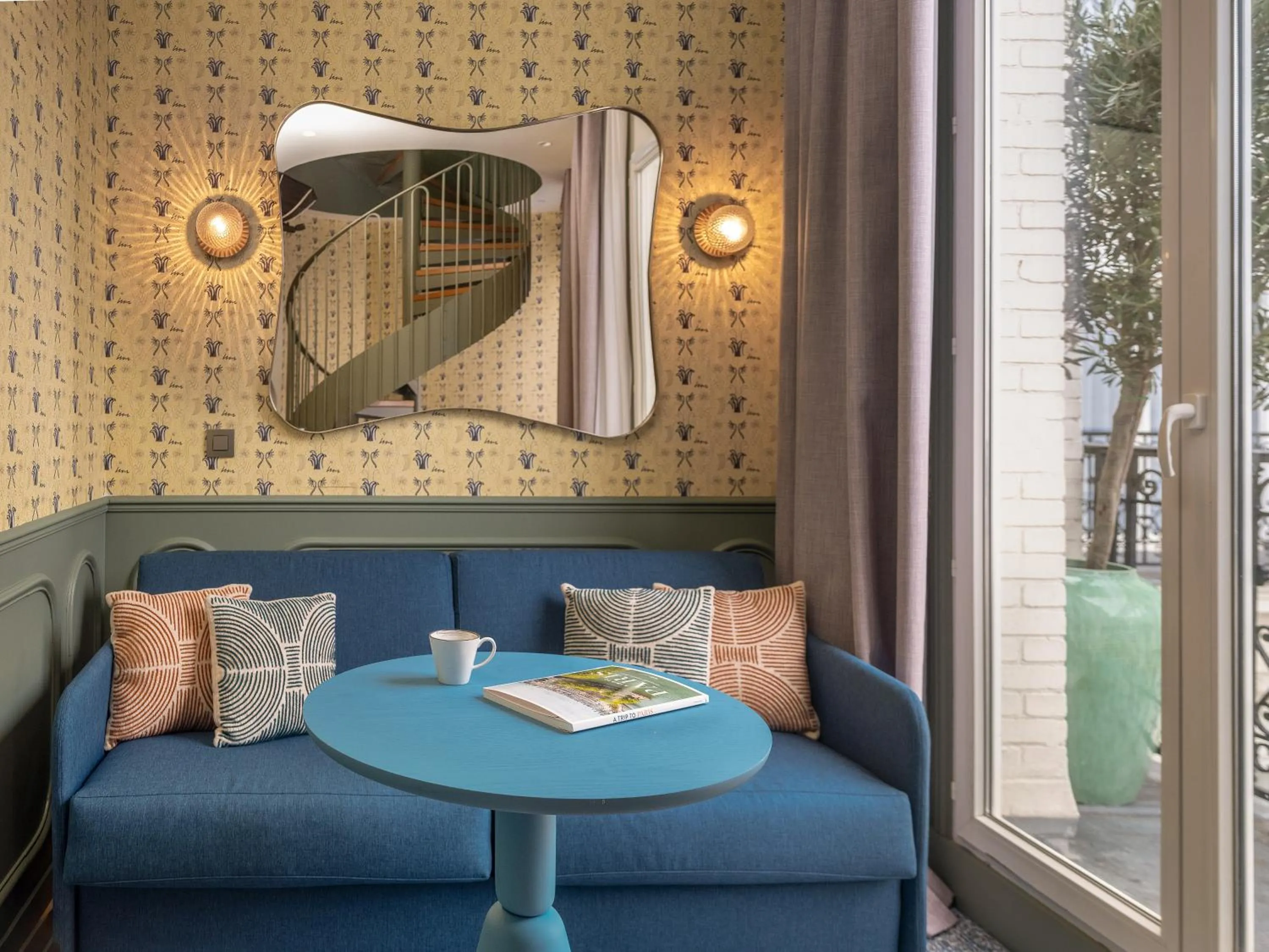 Living room in Miss Fuller