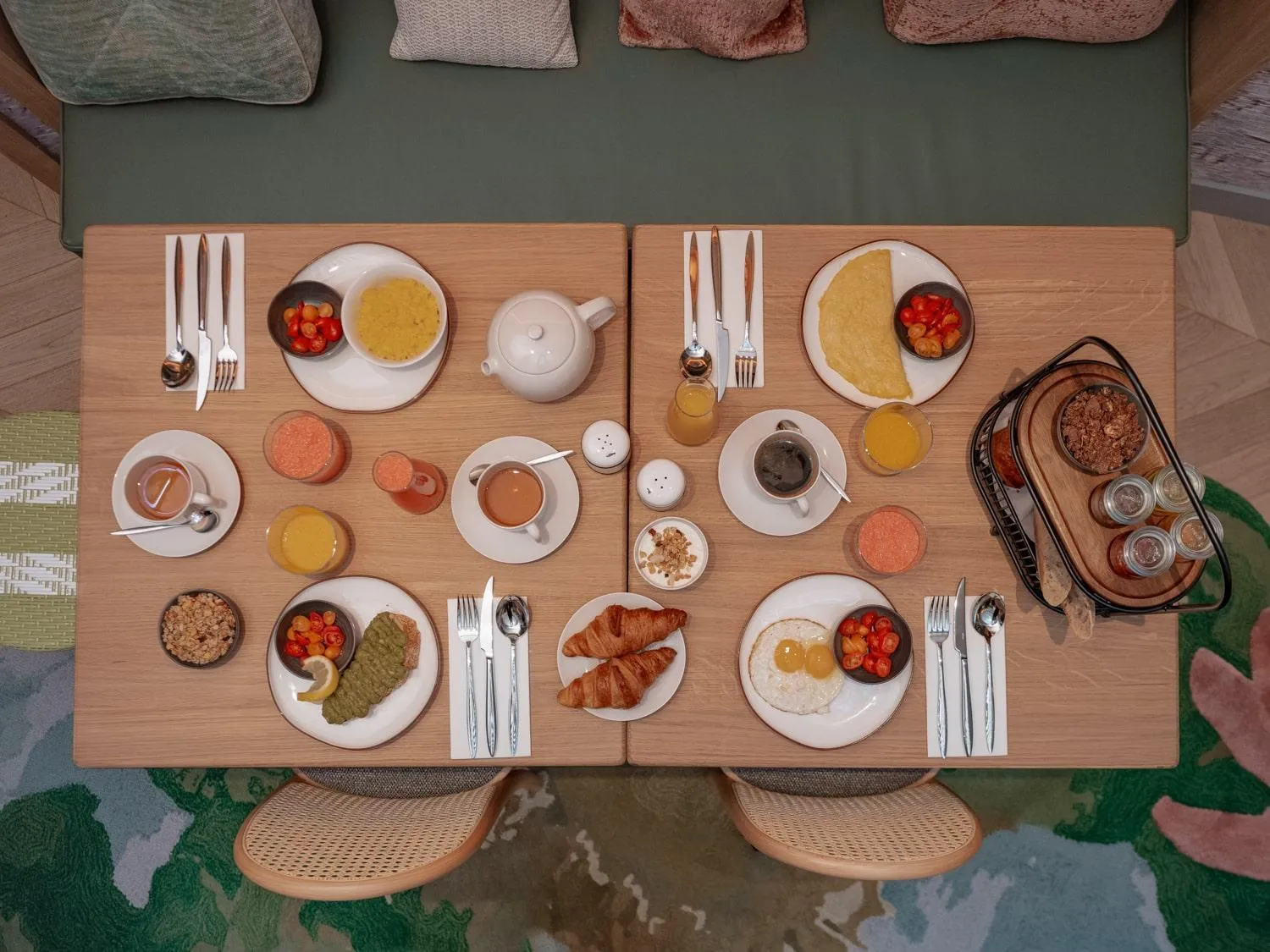 Restaurant/places to eat in Miss Fuller