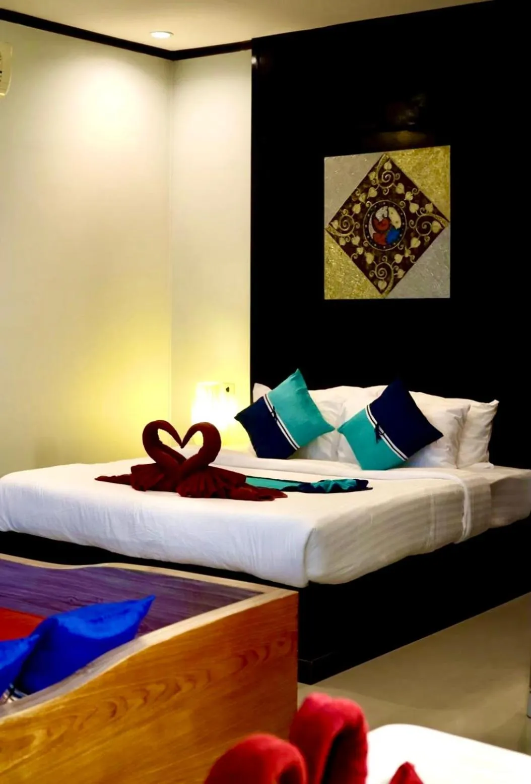 Bed in Kathalee Beach Resort